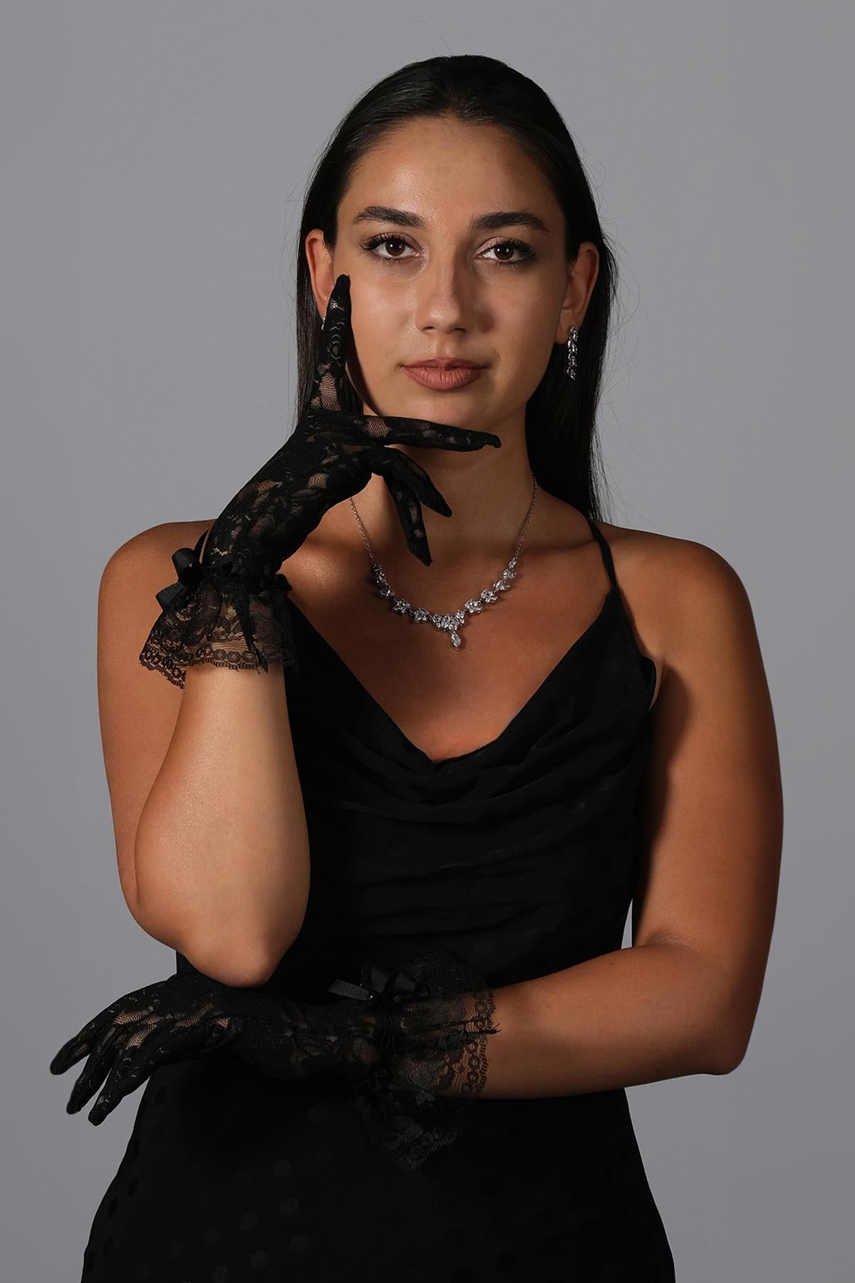 Lace Ankle Length Bridal Gloves