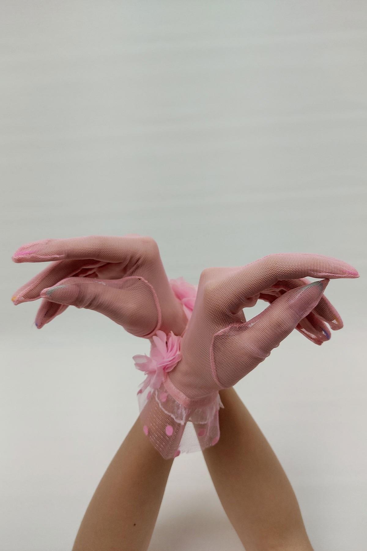 Wholesale Lacy Floral Patterned Bridal Gloves