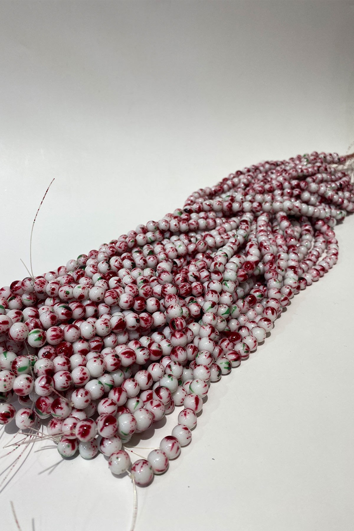 خرز زجاجي من سلسلة منقوشة 8 مم