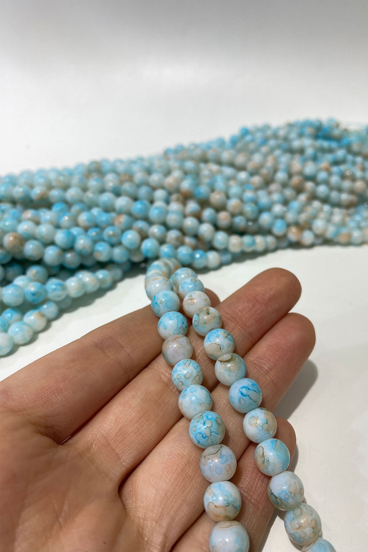 خرز زجاجي من سلسلة منقوشة 8 مم