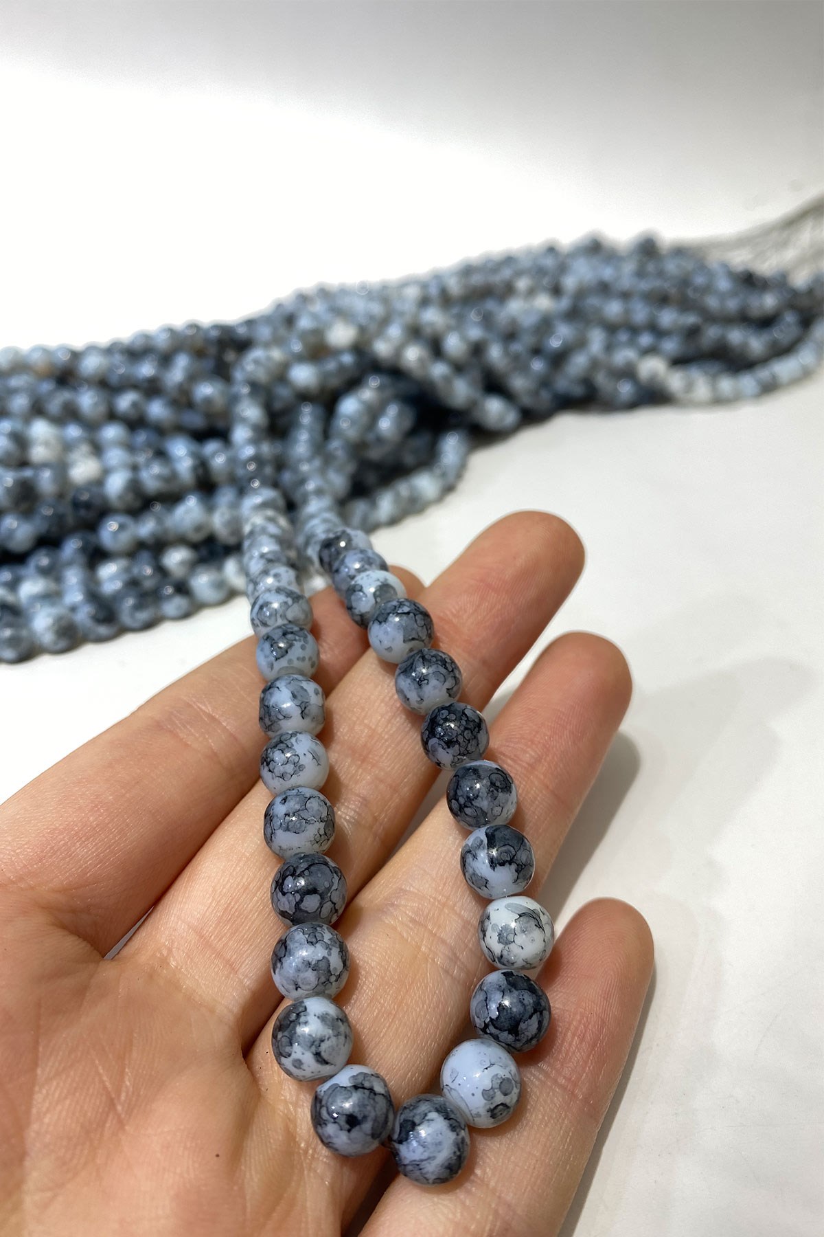 خرز زجاجي من سلسلة منقوشة 8 مم