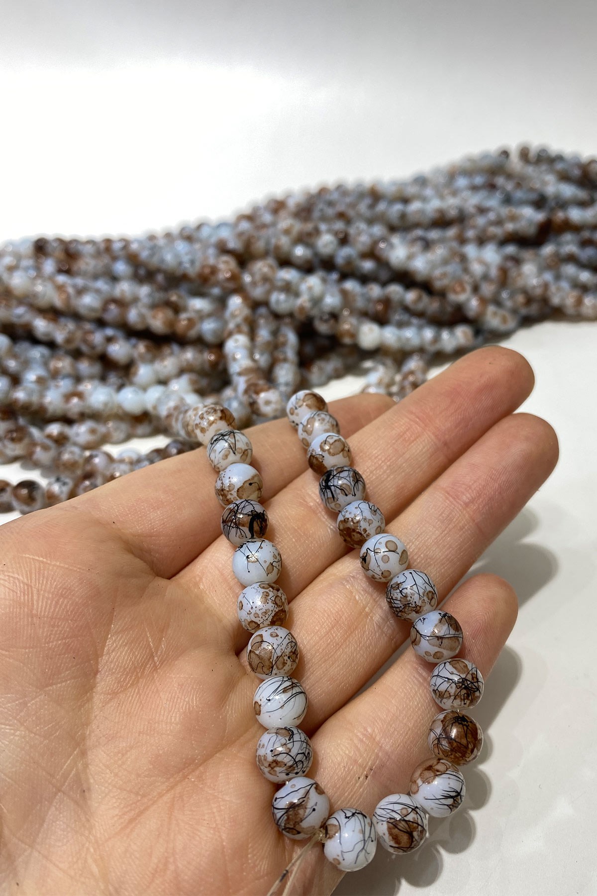 خرز زجاجي من سلسلة منقوشة 8 مم