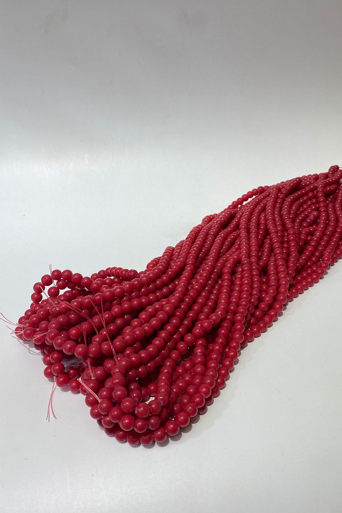 خرز زجاجي من سلسلة منقوشة 8 مم