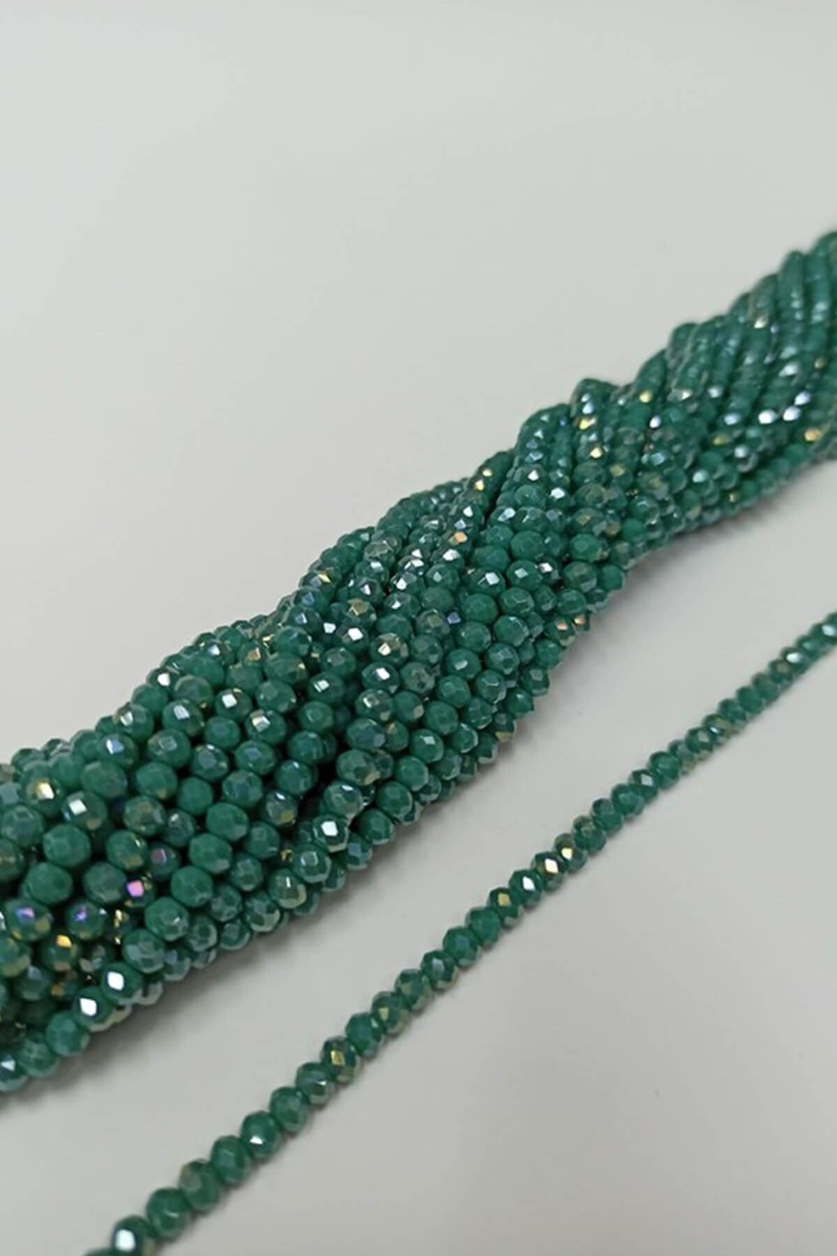 Still Green Crystal Beads 4 mm