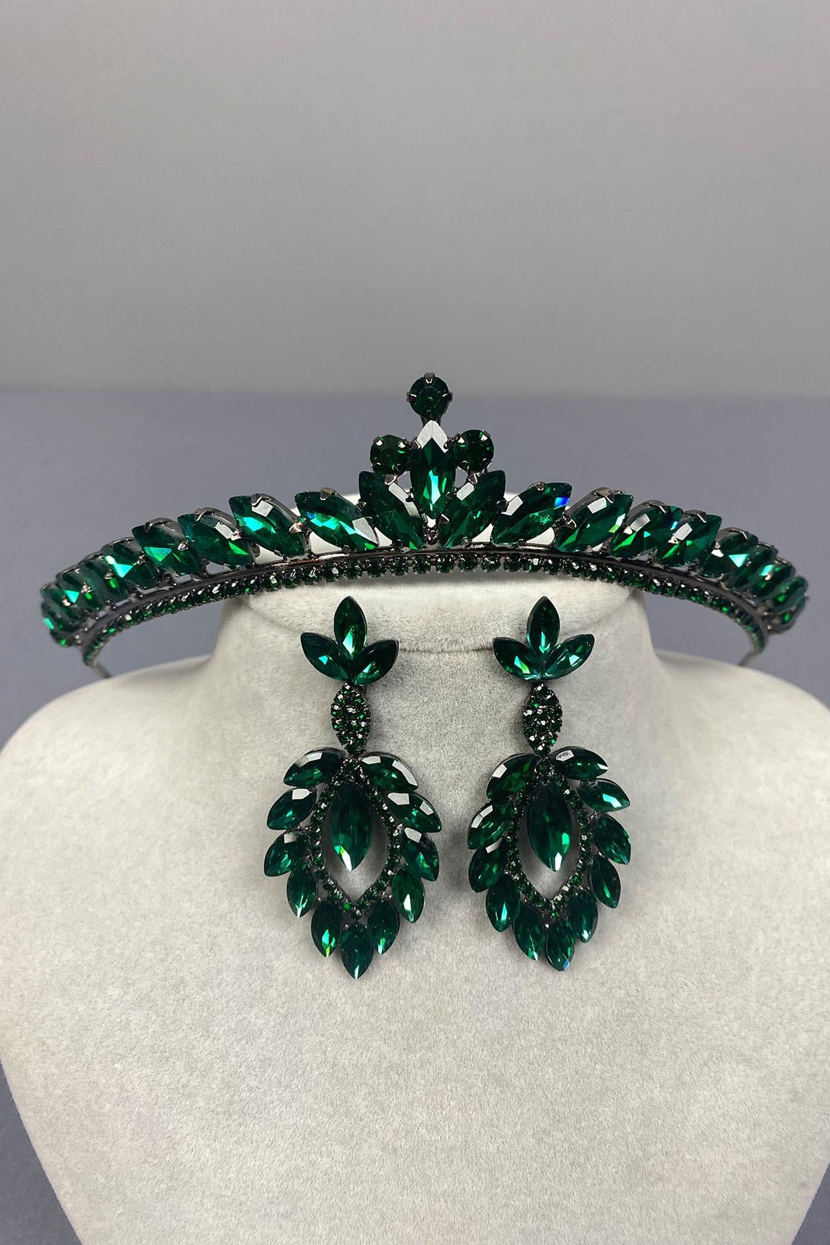 Ece Gelin Henna Crown and Shuttle Stone Earrings