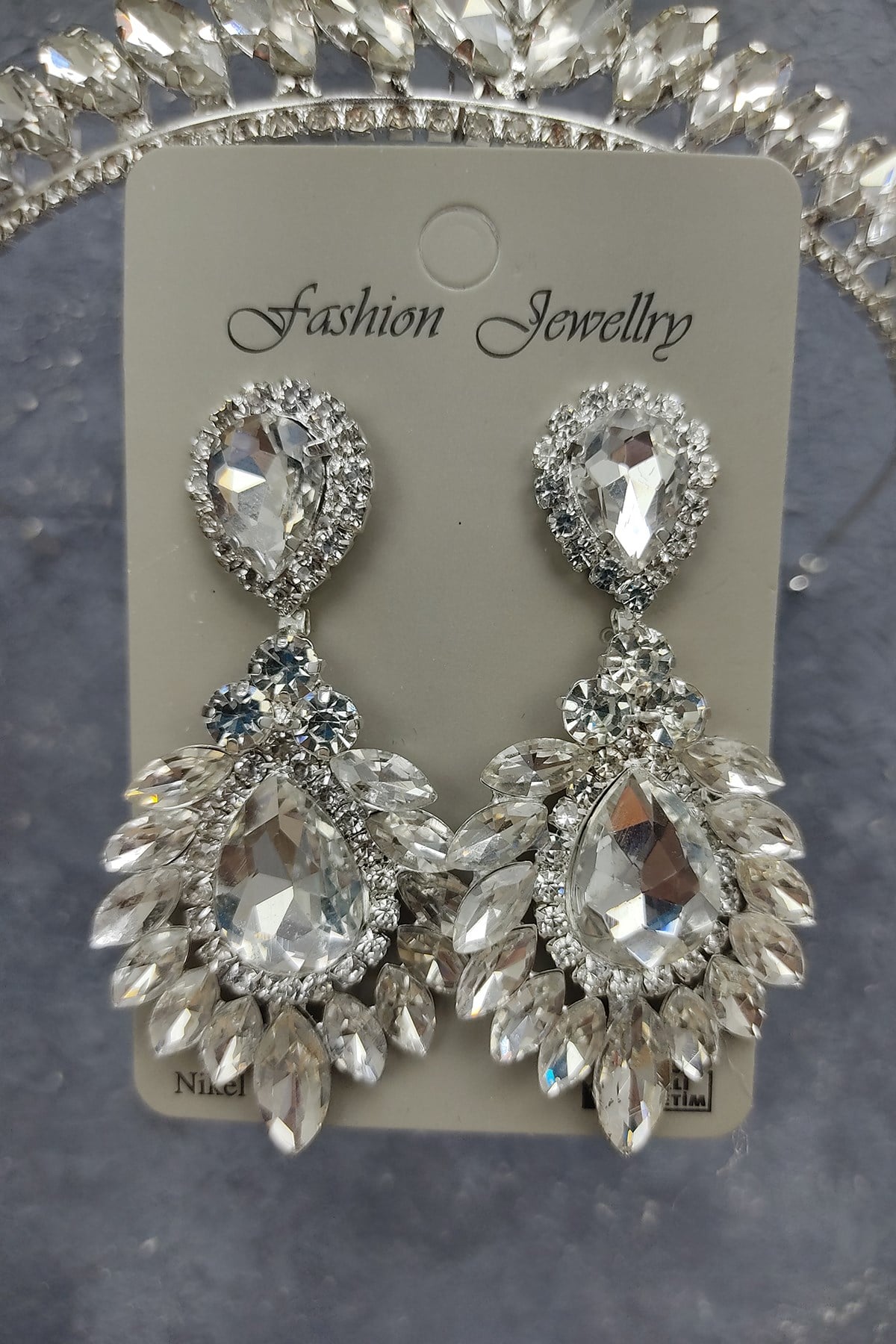 Ece Model Bridal Crown and Drop Stud Earrings