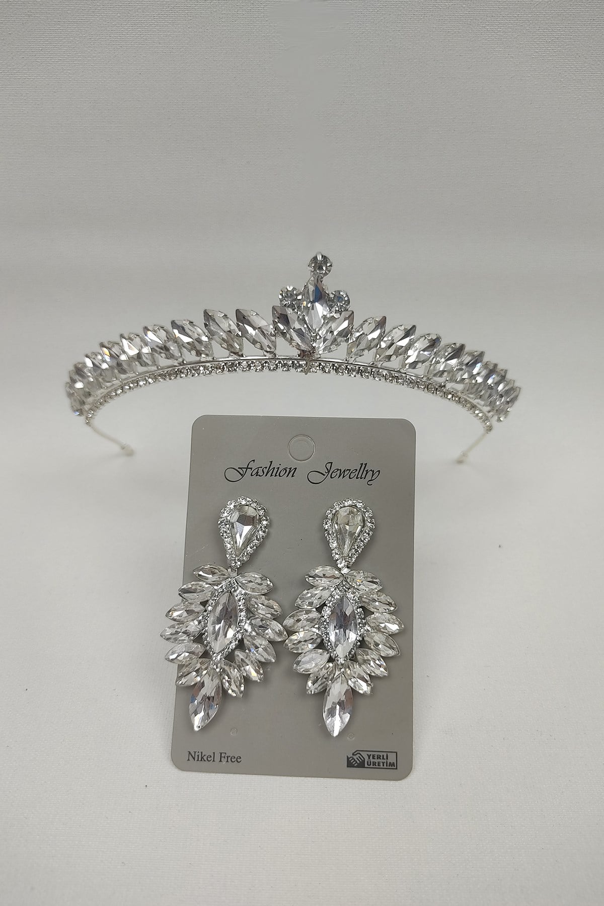 Ece Model Bridal Crown And Drop Stone Earrings