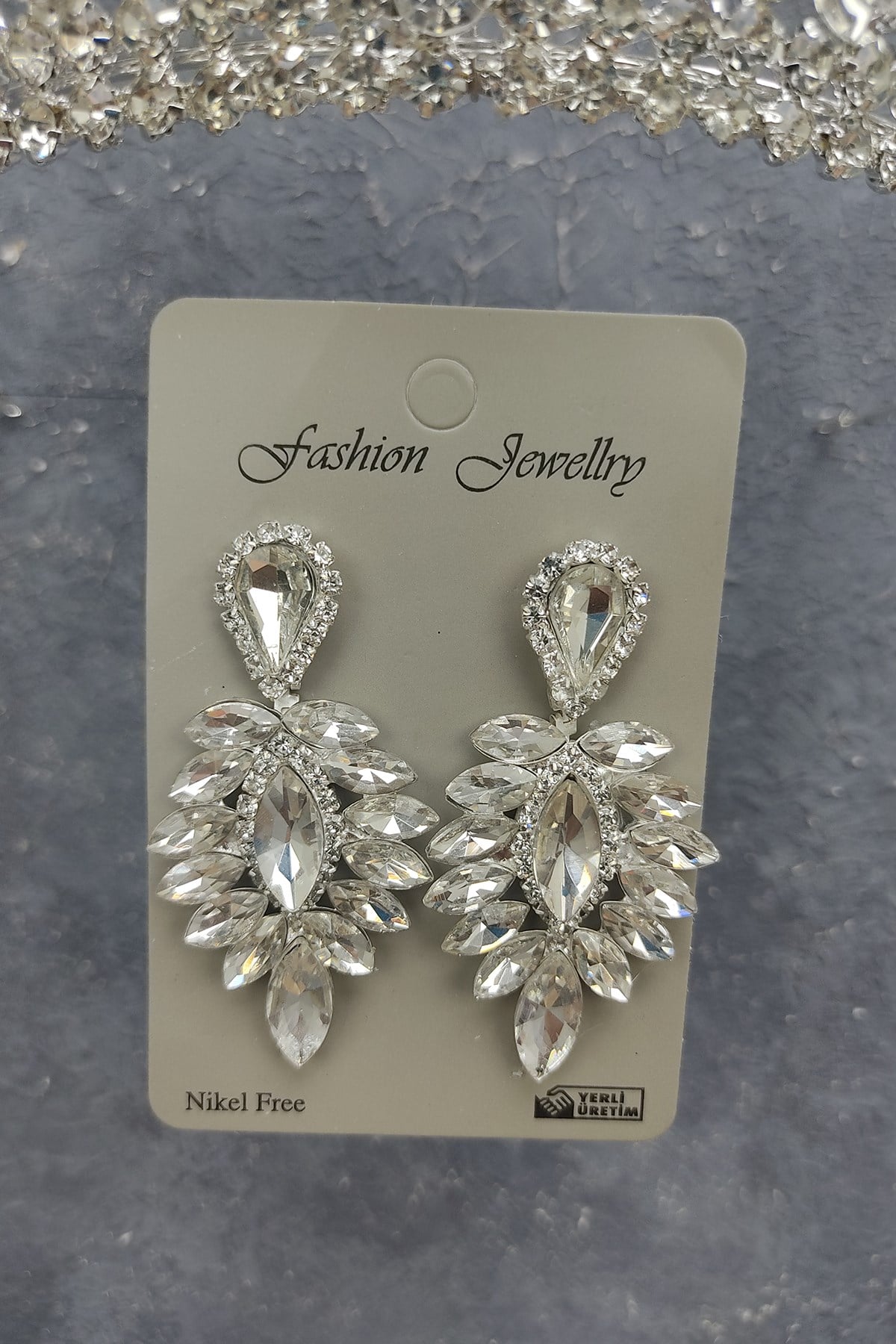 Gatria Model Bridal Crown And Drop Stone Earrings