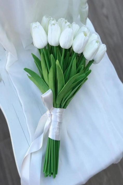 Gelin Buketi Kırık Beyaz Renk Kaliteli Islak Lale Damat Yaka Çiçeği