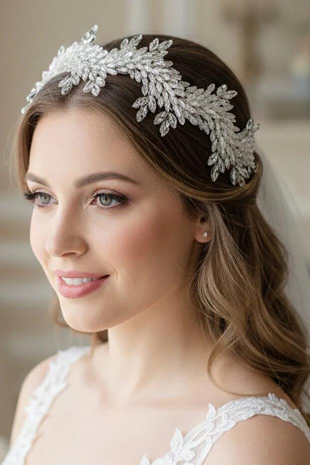 Gelin Tacı Kristal Taşlı El Yapımı Lüks Gelin Saç Aksesuarı Nişan Ve Nikah Tacı