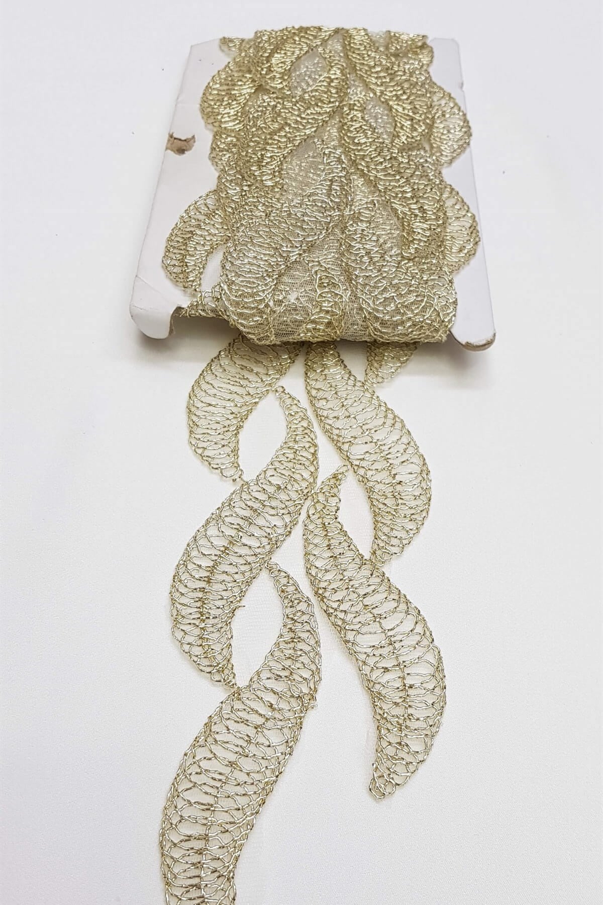 Gold Simli Güpür Ara Dantel