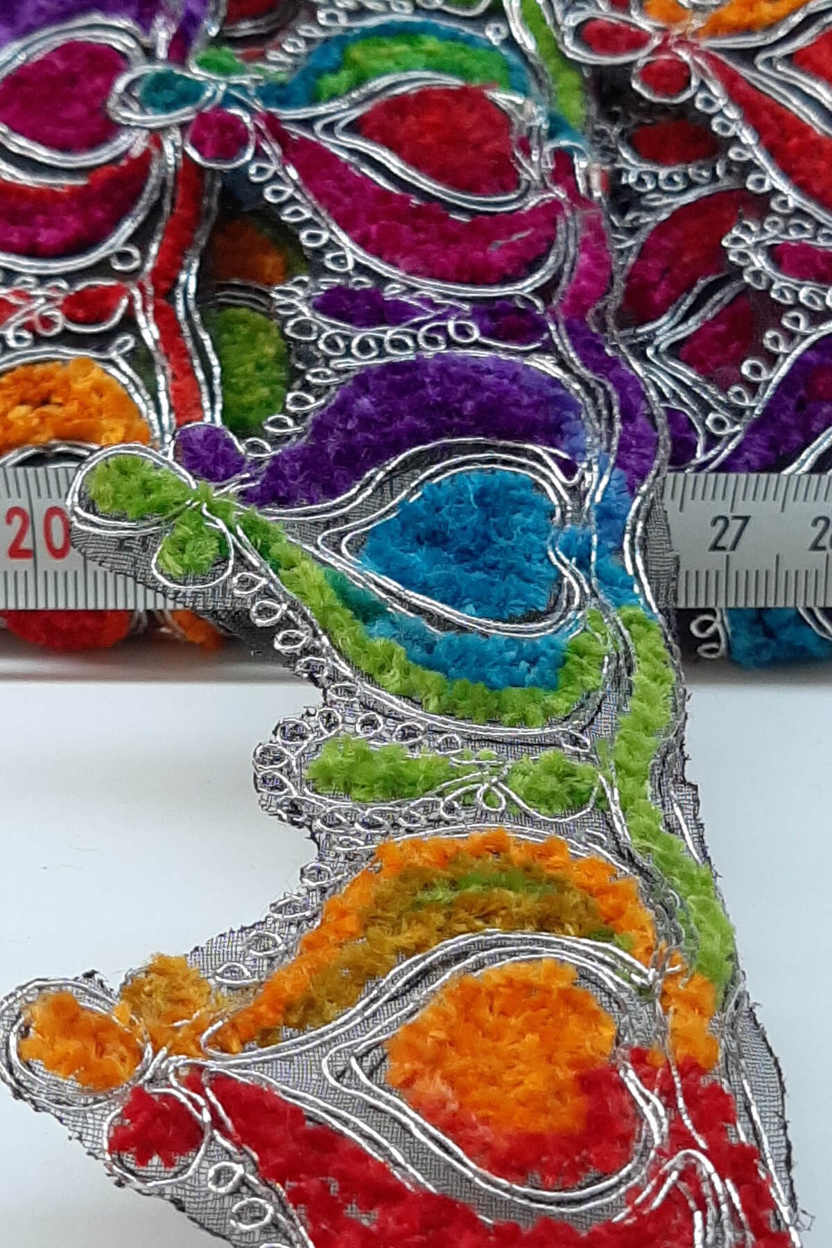 Gül Desenli Antik Şerit Güpür