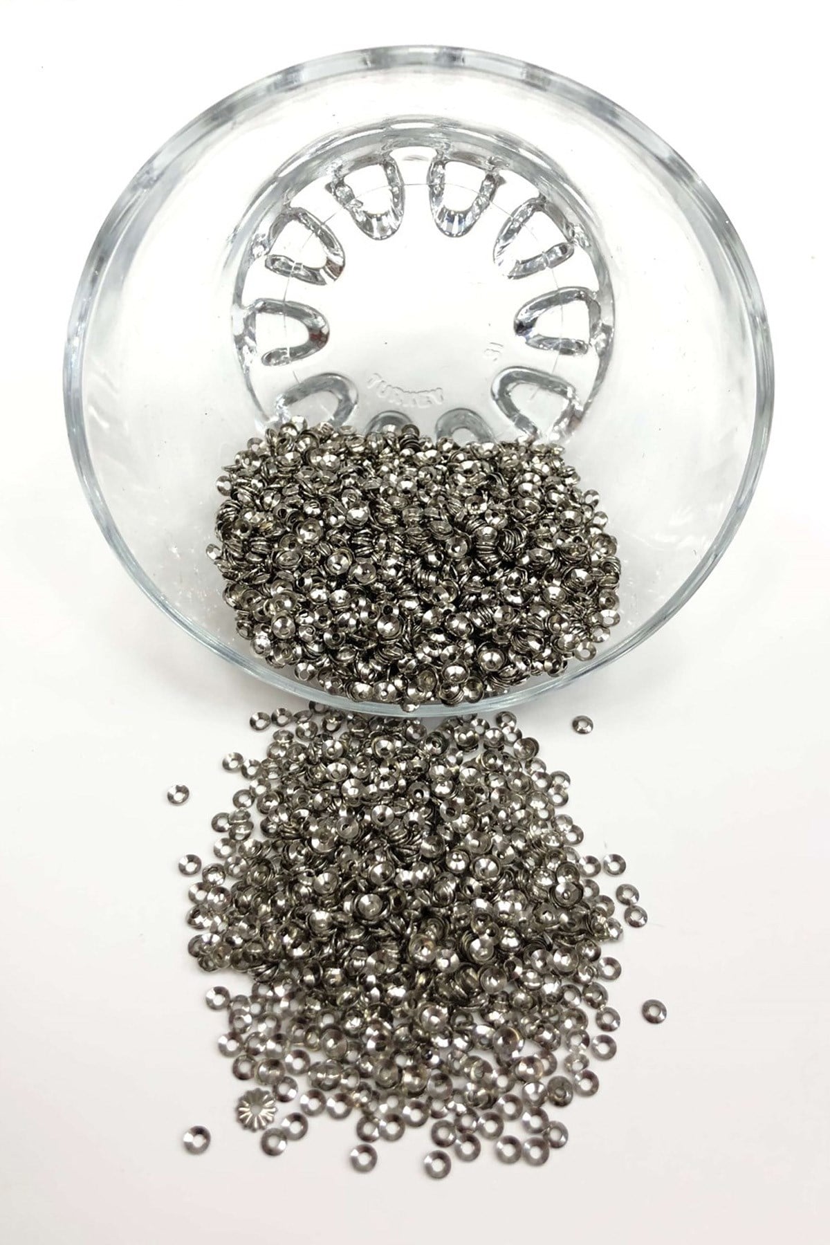 Gümüş Çukur Metal Pul 2 mm