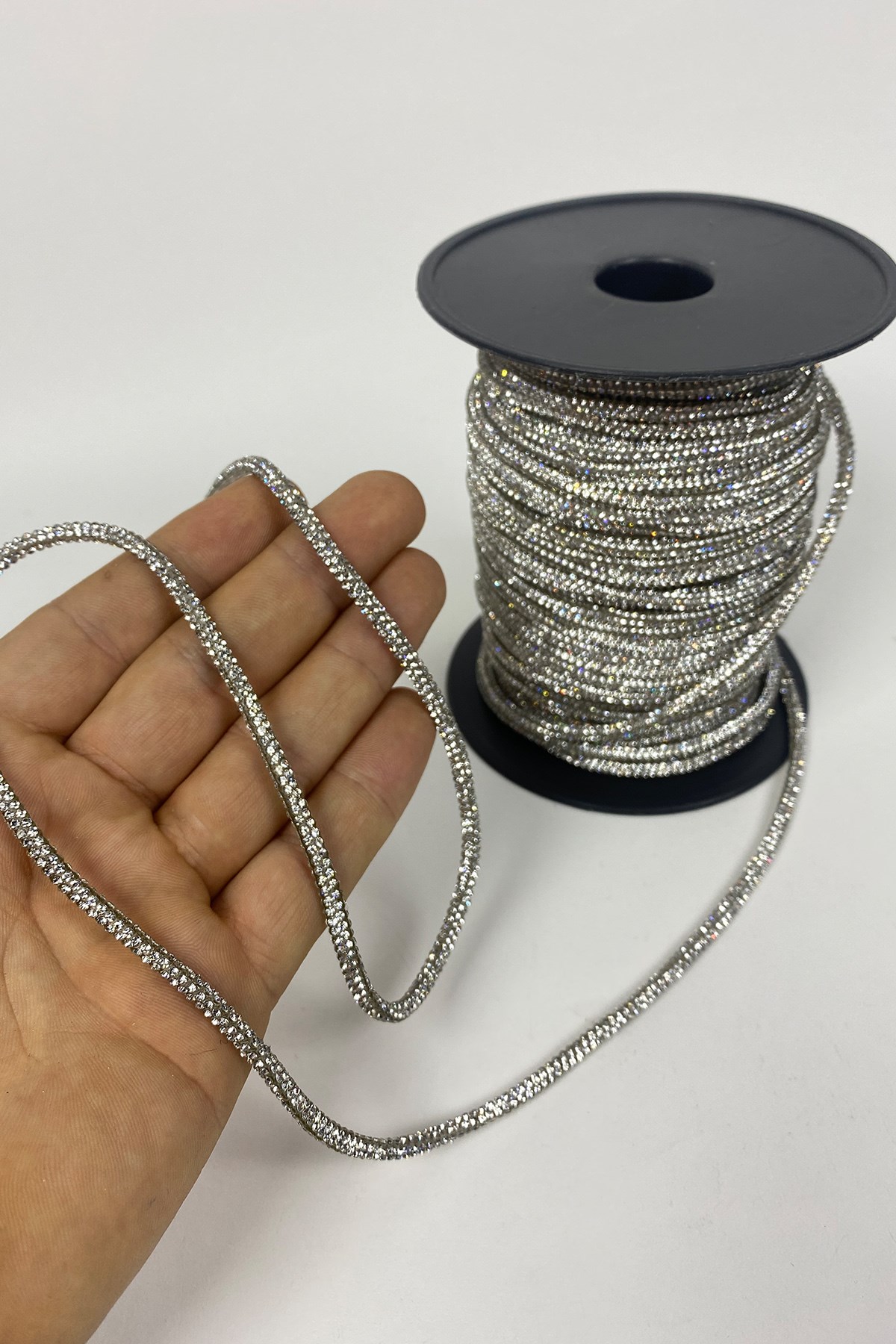 Silver Full Dense Stone Pipe Ribbon Cord