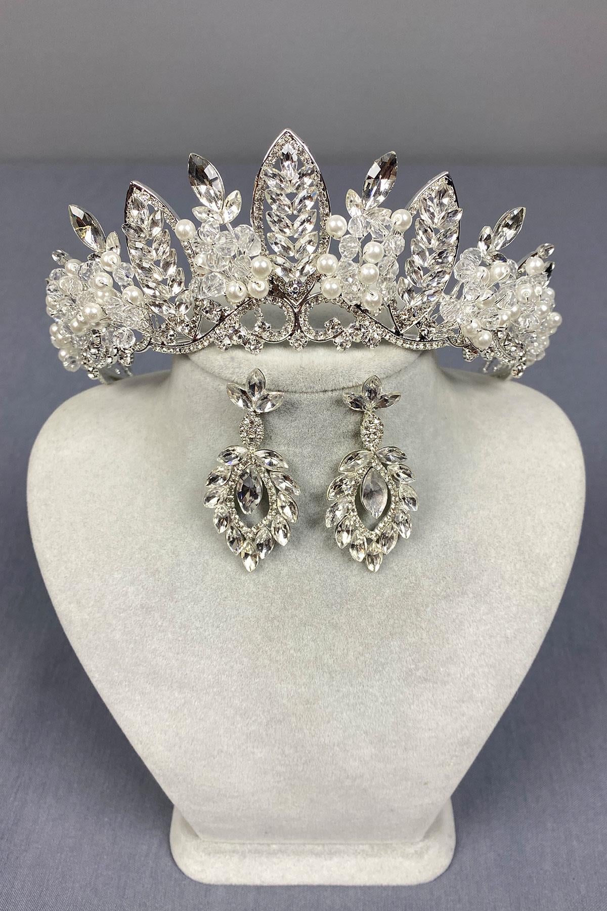 Silver Jabbah Bead Embroidered Bridal Henna Crown and Shuttle Earring Set