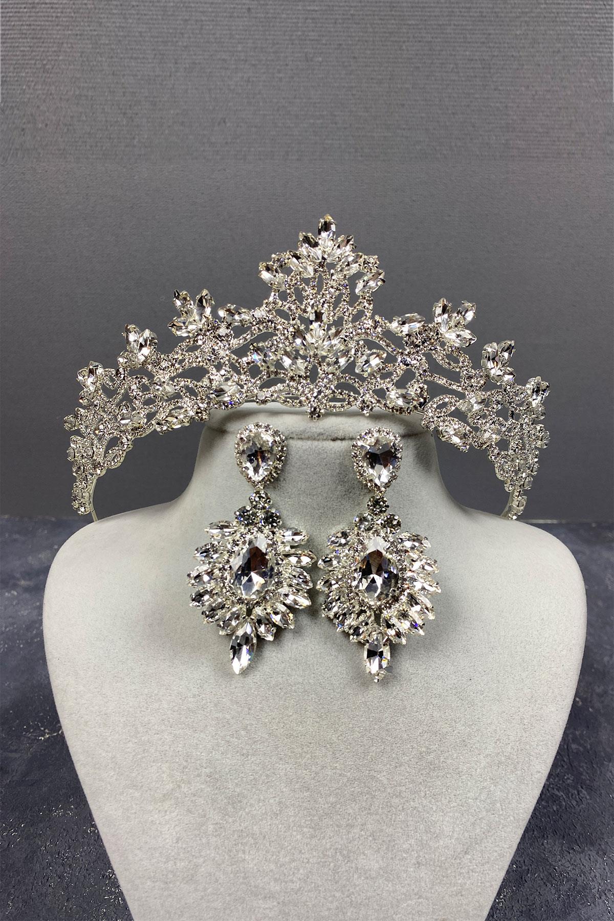Silver Melis Bridal Henna Crown And Studded Earrings