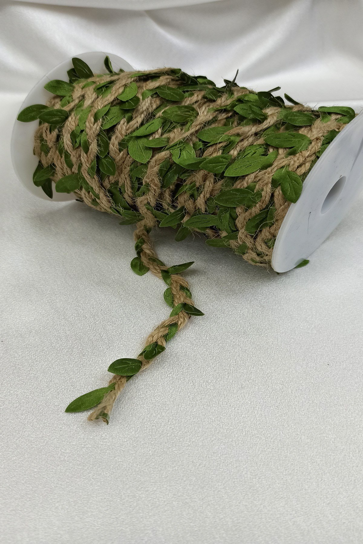 Hasır İpli Yaprak Şerit (1 MT)