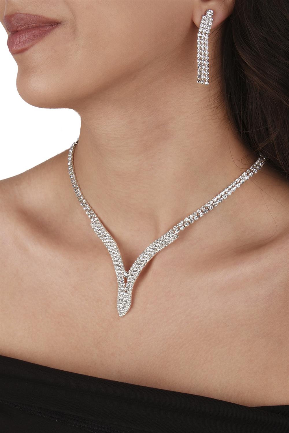 Hira Kristal Taşlı Abiye Kolye Küpe Seti Ve İnce Yaprak Gelin Tacı