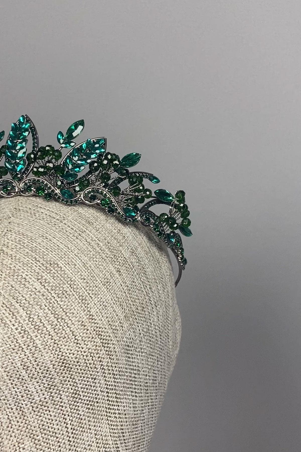 Jabbah Bead Embroidered Bridal Henna Crown