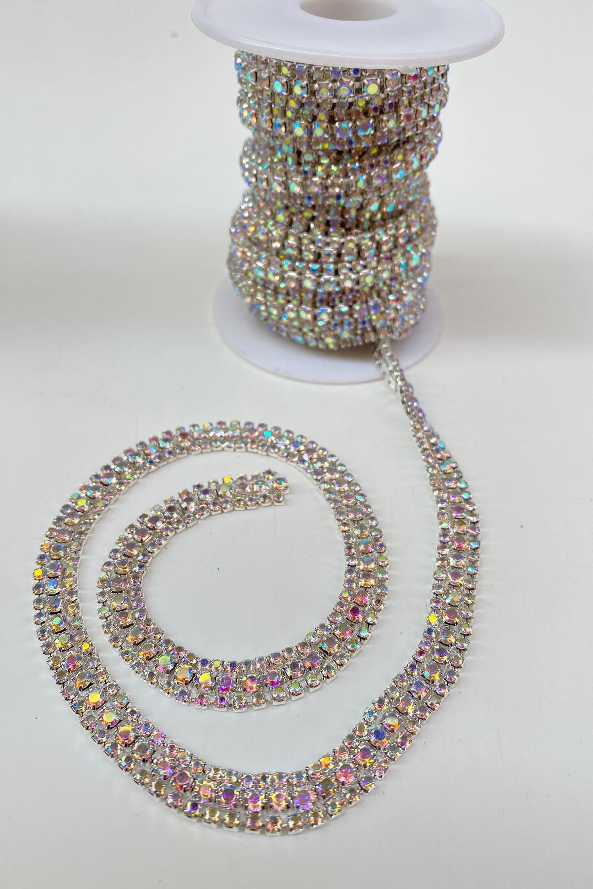 Janjanlı Parlak 3 Sıralı Beyoğlu Şerit Taşlı Boncuk