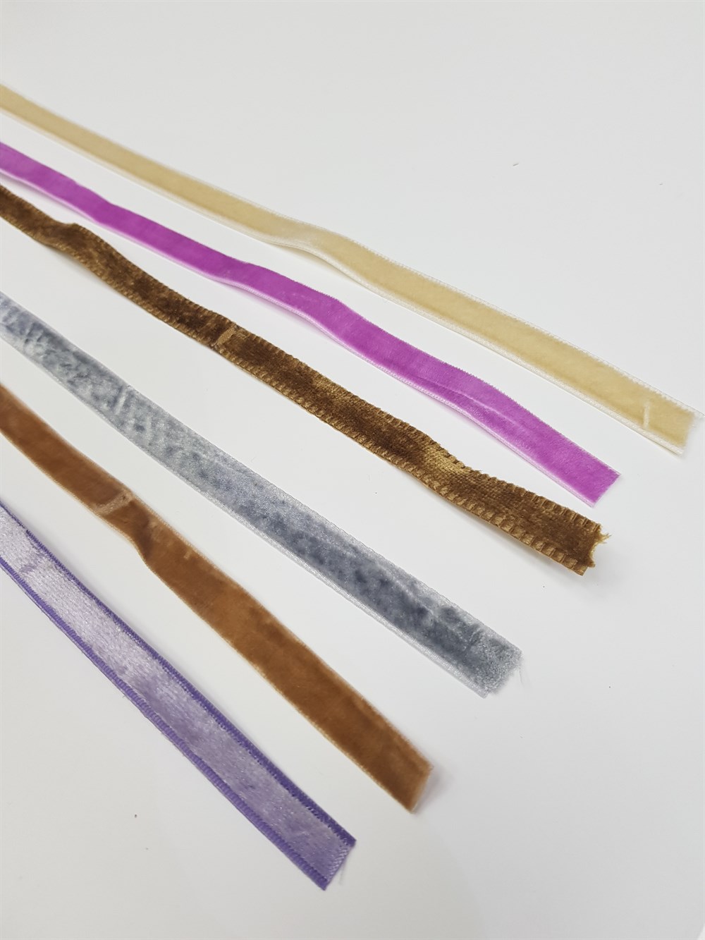 Velvet 1 cm Ribbon