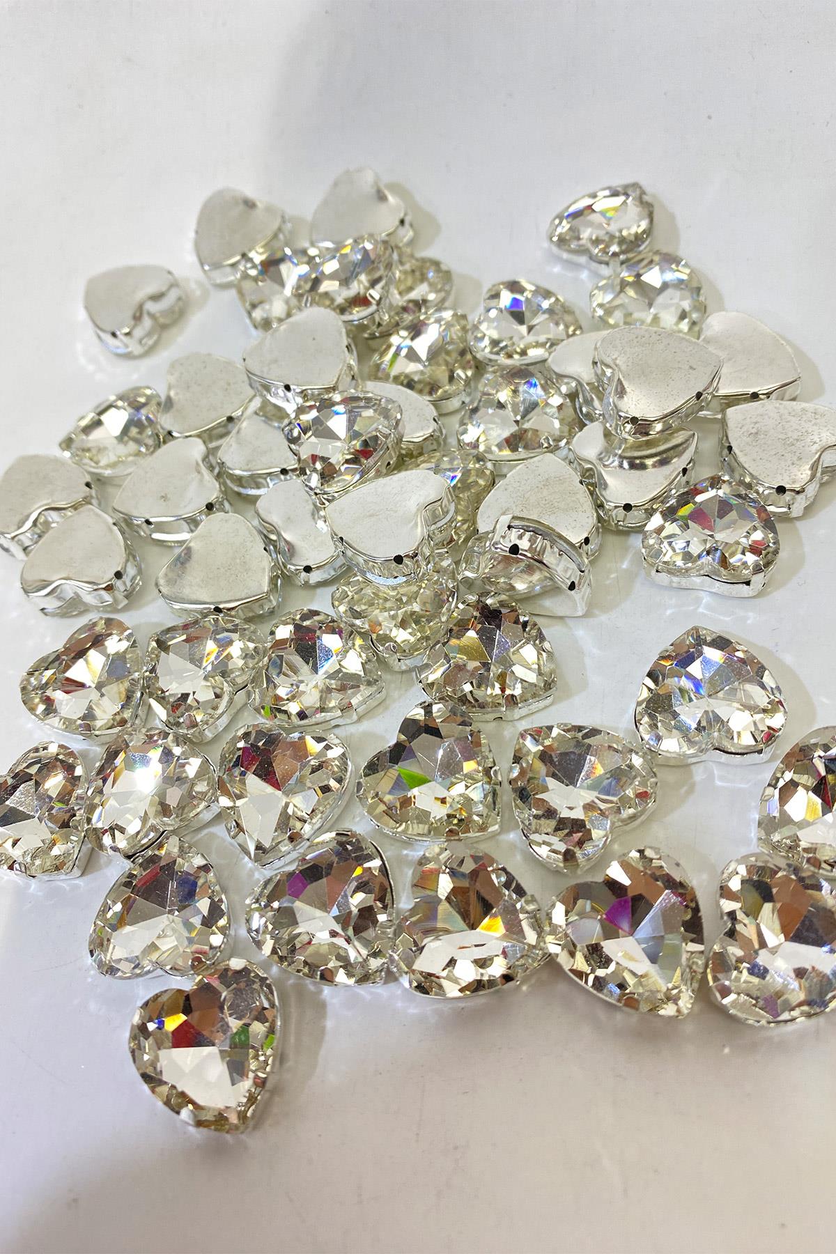 Heart Shaped Case Beyoglu Stone Stitched Crystal Beads 5 Pieces