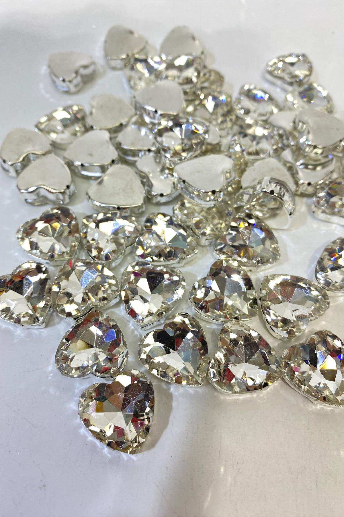 Heart Shaped Case Beyoglu Stone Stitched Crystal Beads 5 Pieces