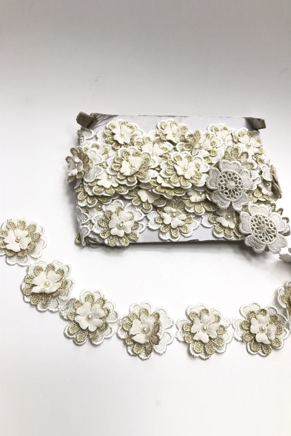 Gold White 3D Floral Pearl Ribbon