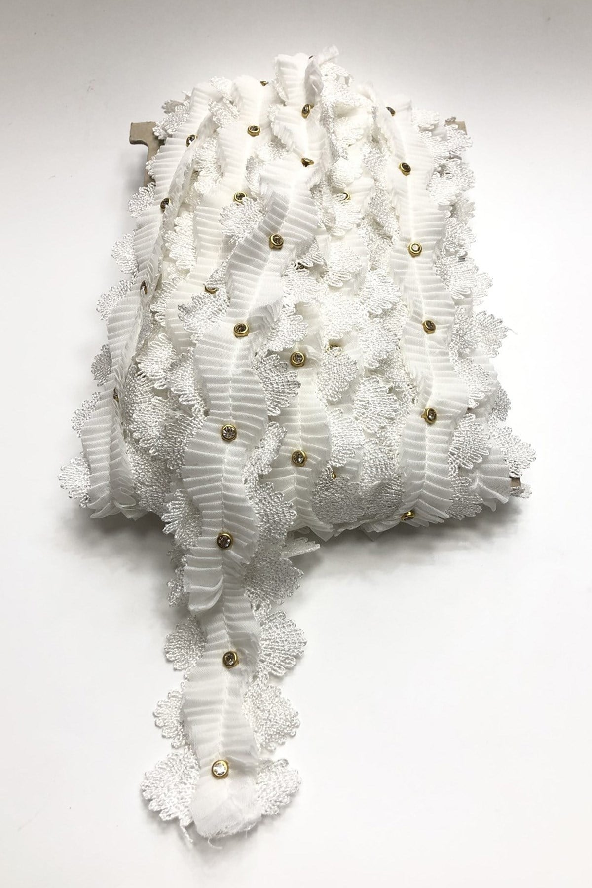 Off White 3D Stripe Flower
