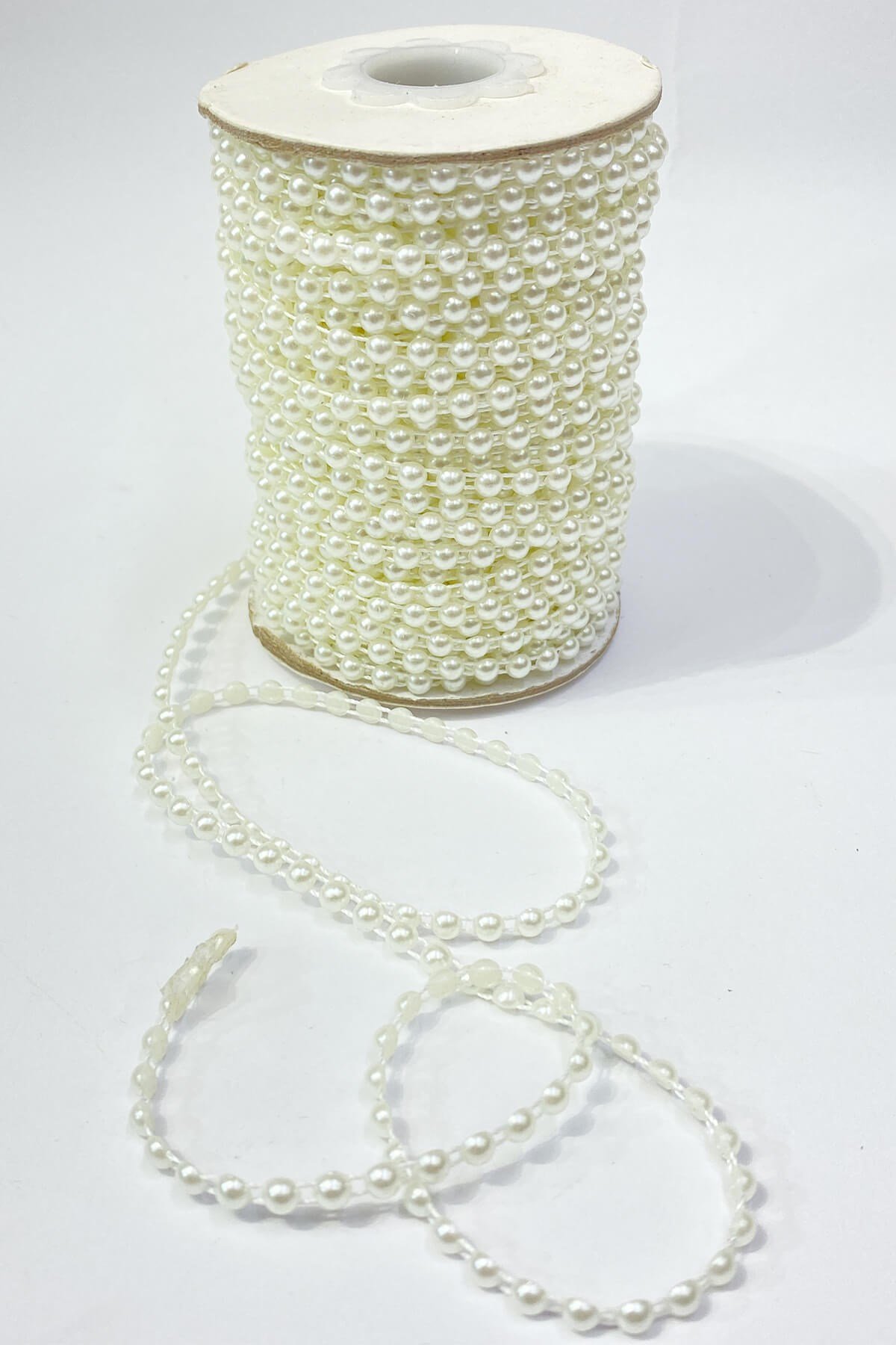 Off White Plastic Strip Half Pearl 4 mm 10 mt