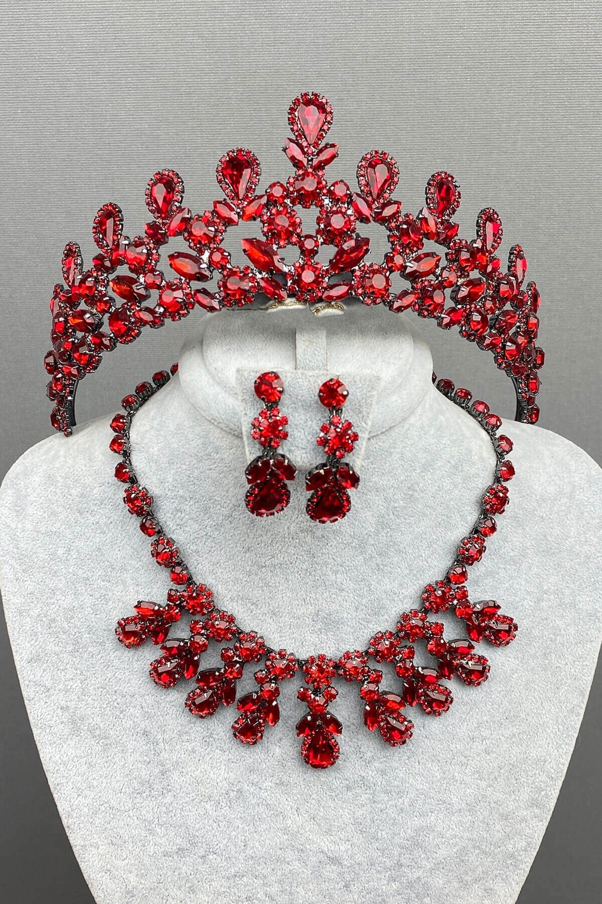 Red Beety Bridal Henna Crown Necklace Earring Set