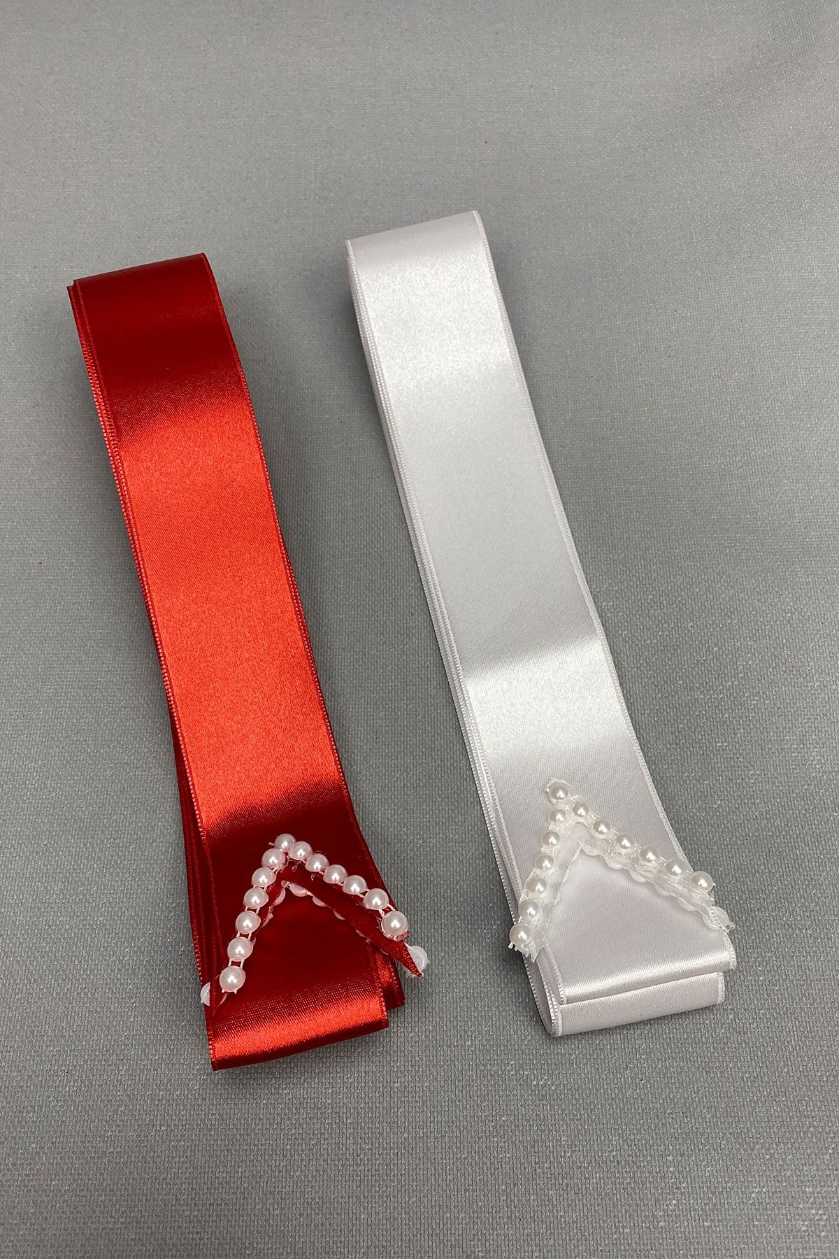 Kırmızı Beyaz Takı Kurdele Seti