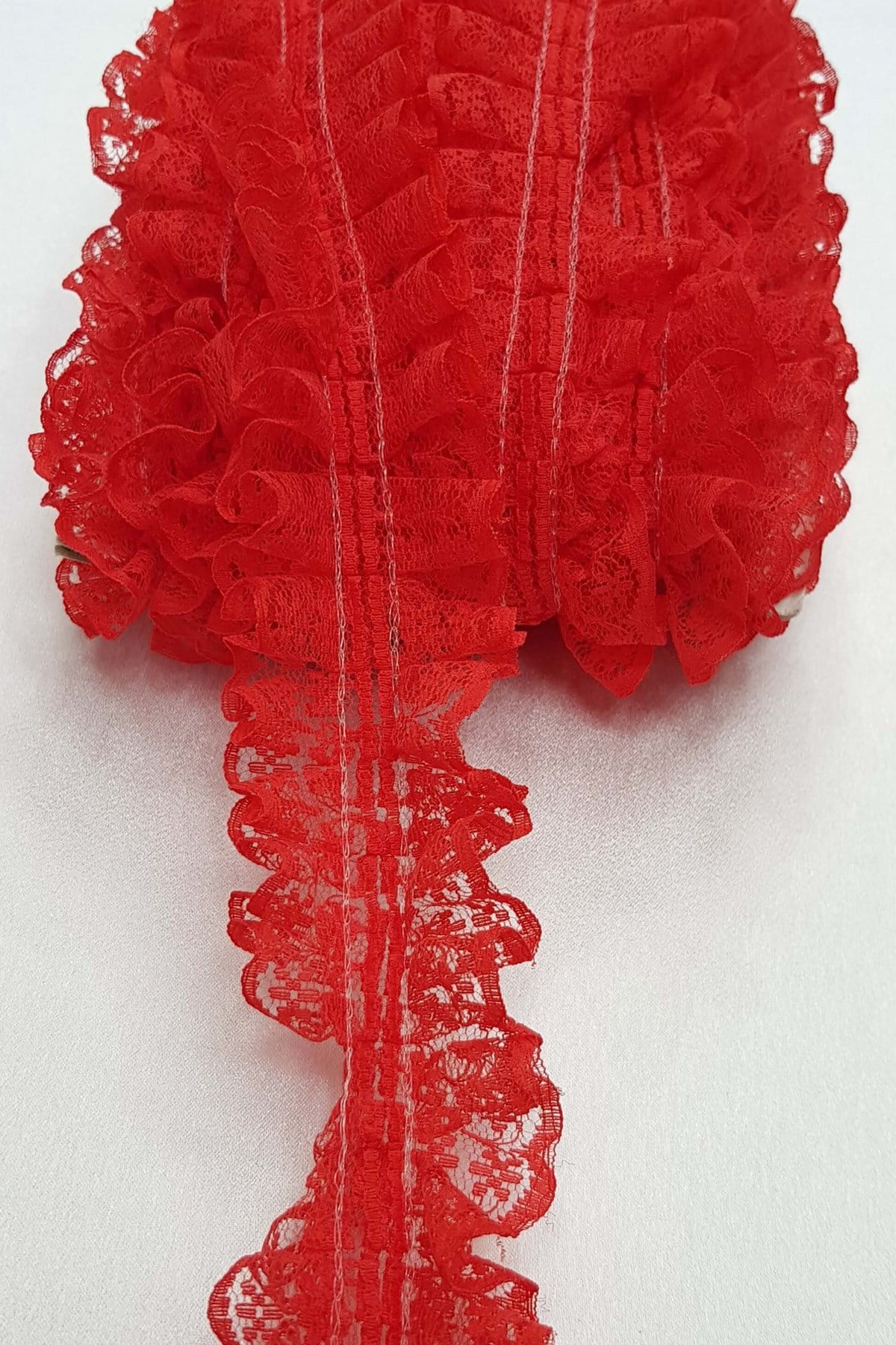 Red Double Sided Lace Ruffle 4 cm