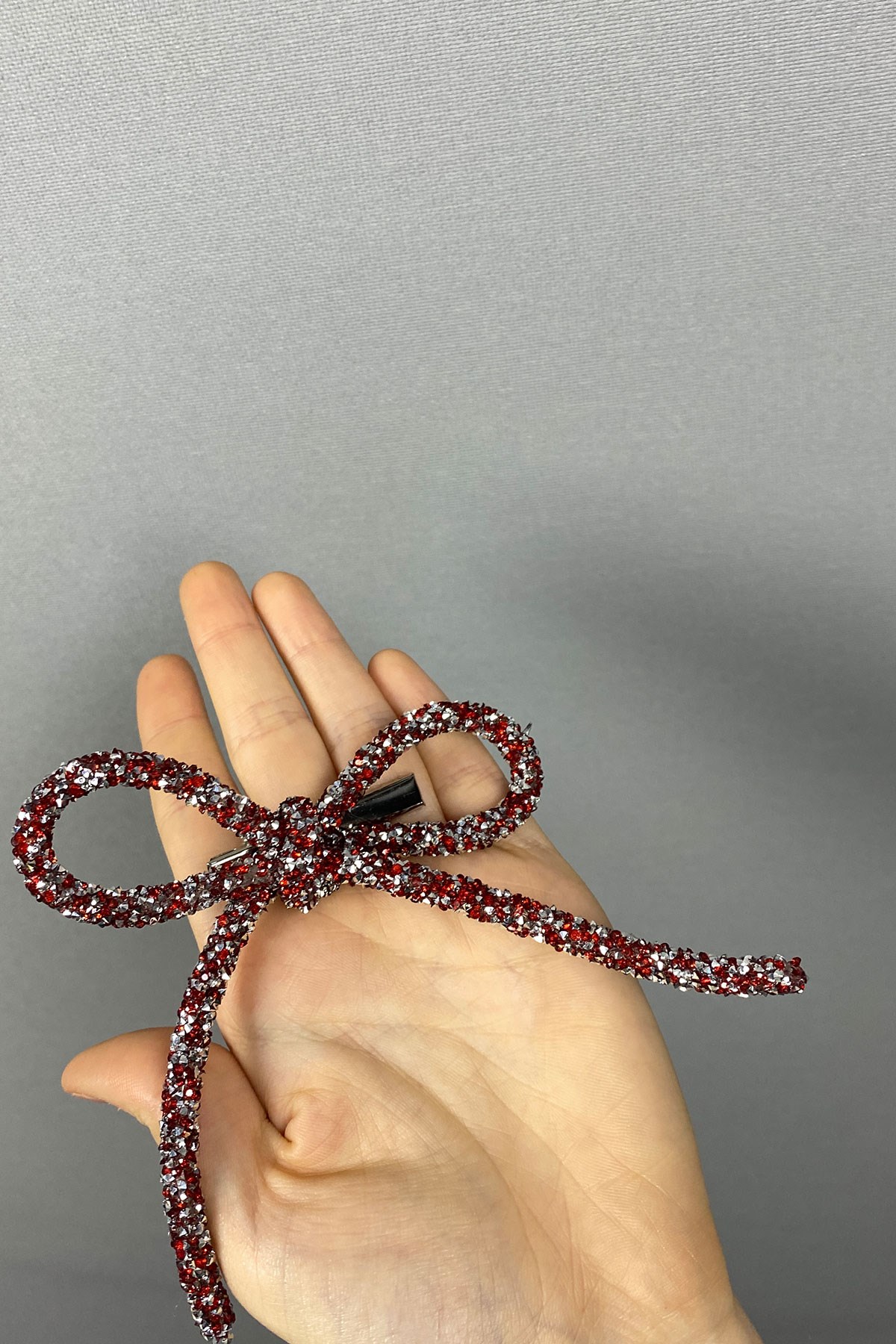 Kırmızı Full Taşlı Tasarım Fiyonk Saç Tokası