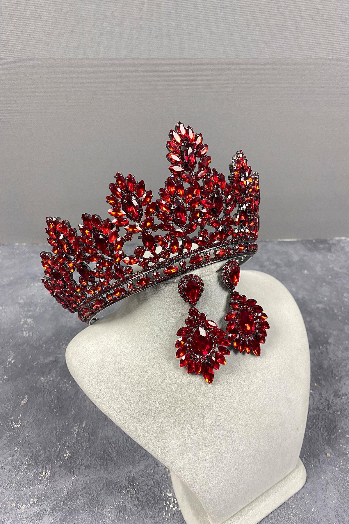 Red Godiva High Bridal Henna Crown And Shuttle Evening Dress Earrings