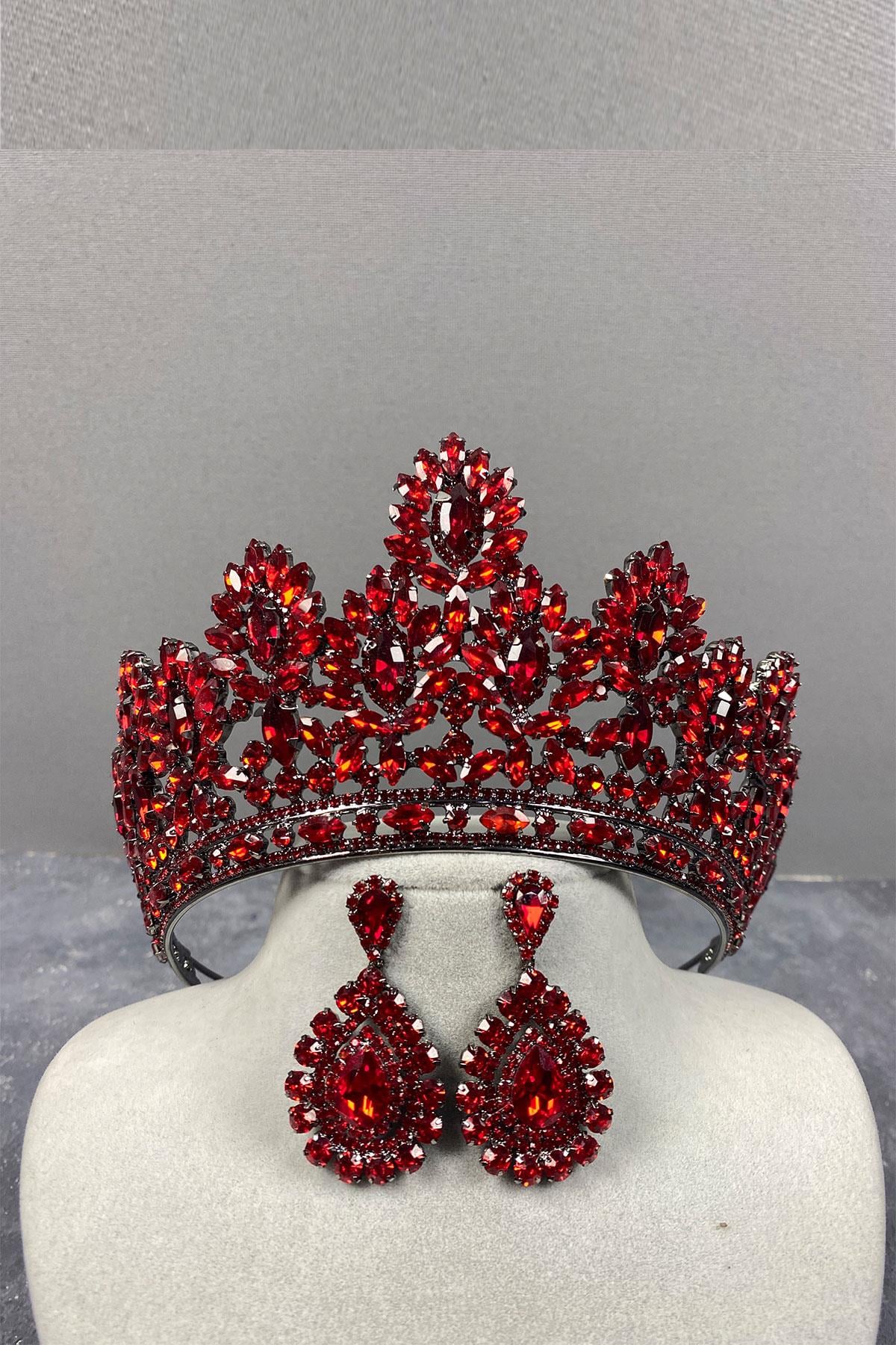 Red Godiva High Bridal Henna Crown And Drop Stone Earrings