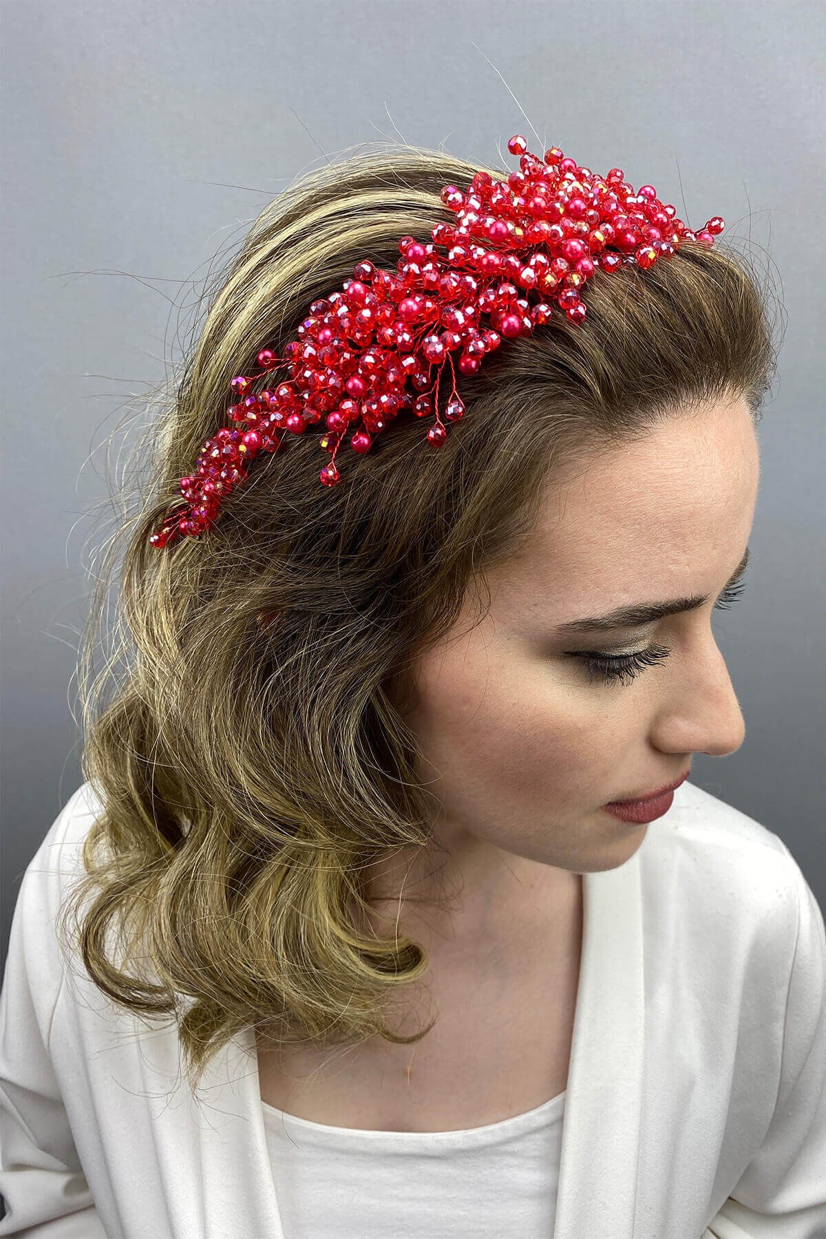 Red Lisa Model Bride Henna Crown