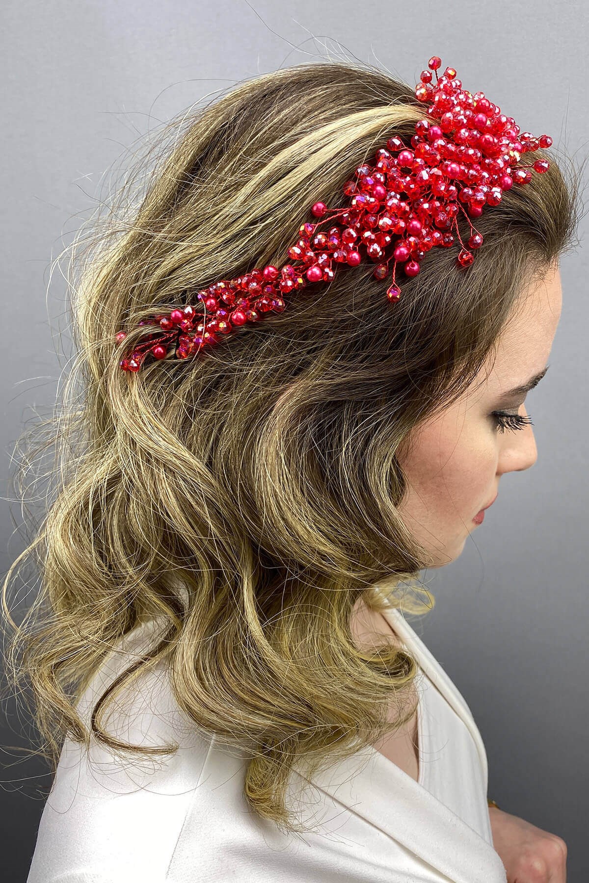 Red Lisa Model Bride Henna Crown
