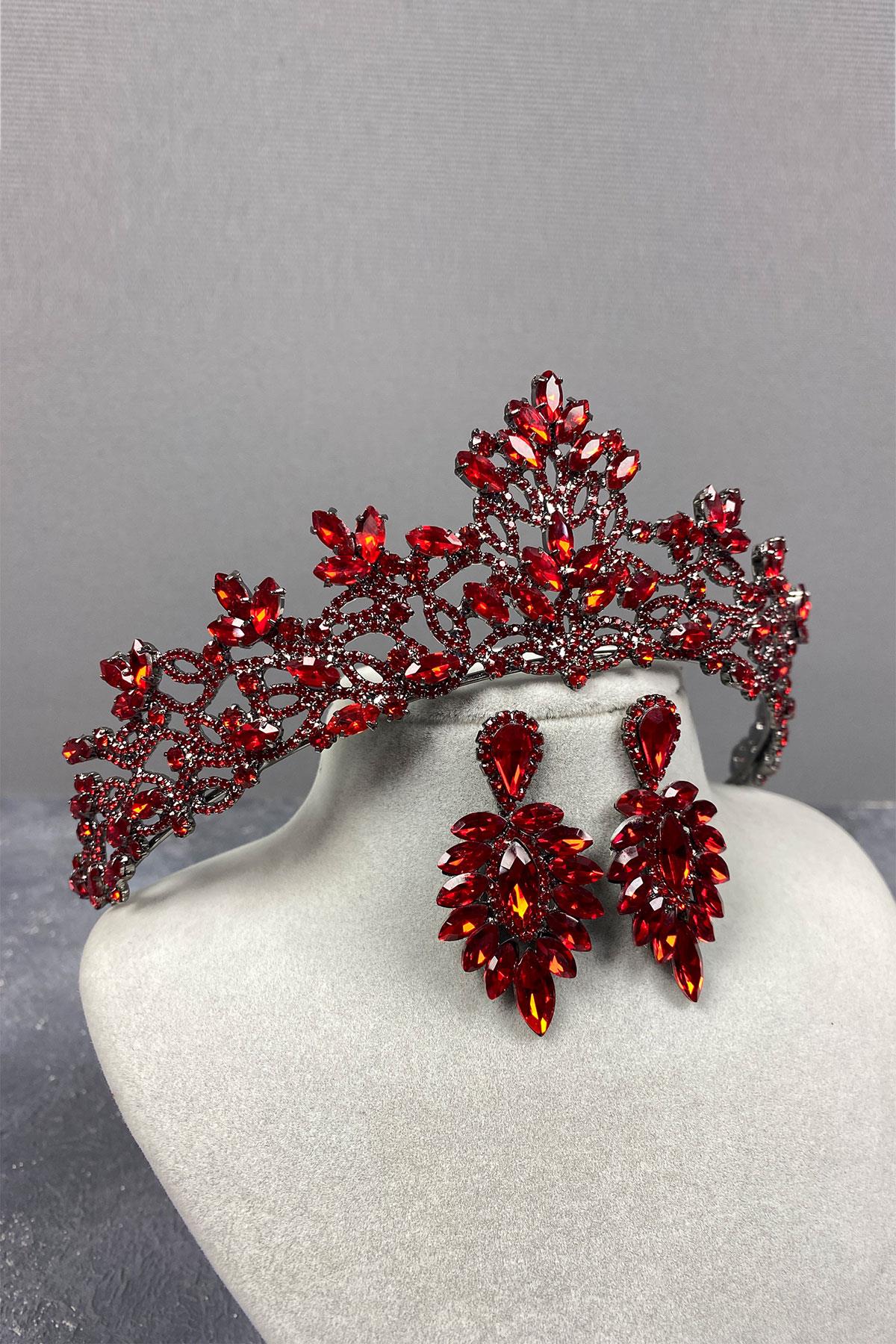 Red Melis Bridal Henna Crown And Studded Stone Earrings
