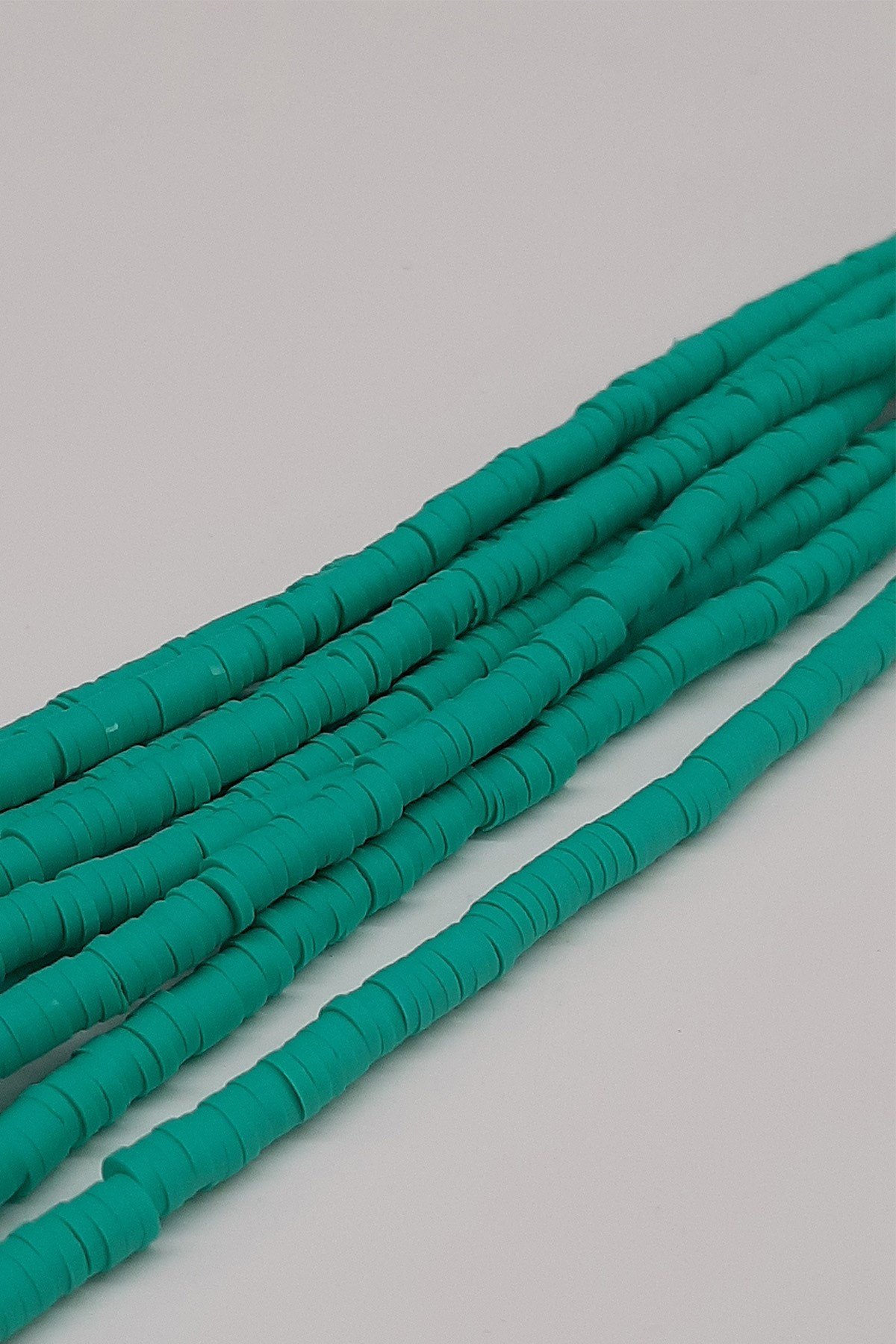 Koyu Su Yeşil Fimo Hamur Boncuk 4mm