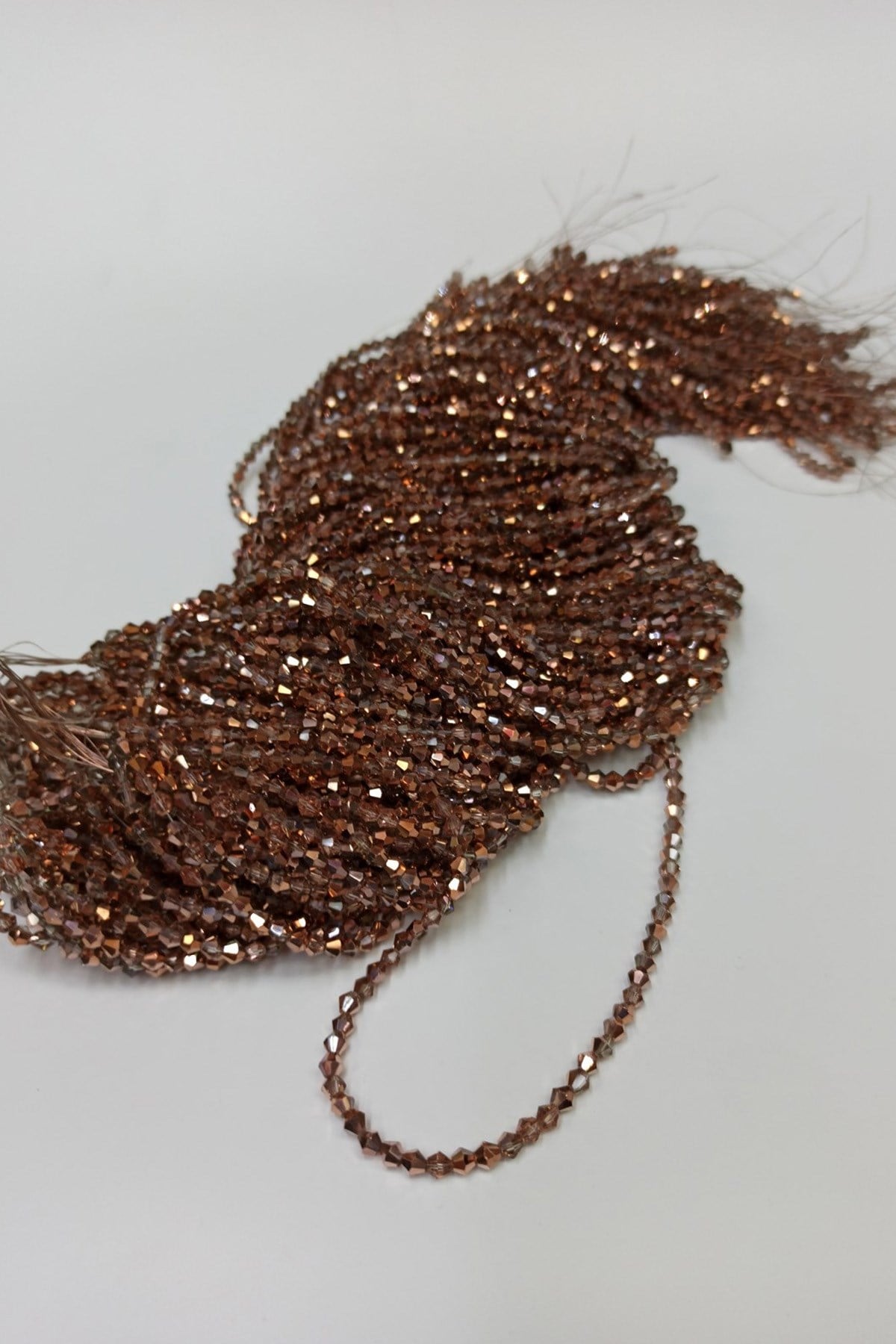 Crystal Bead Plated Mink Pyramid 4 mm