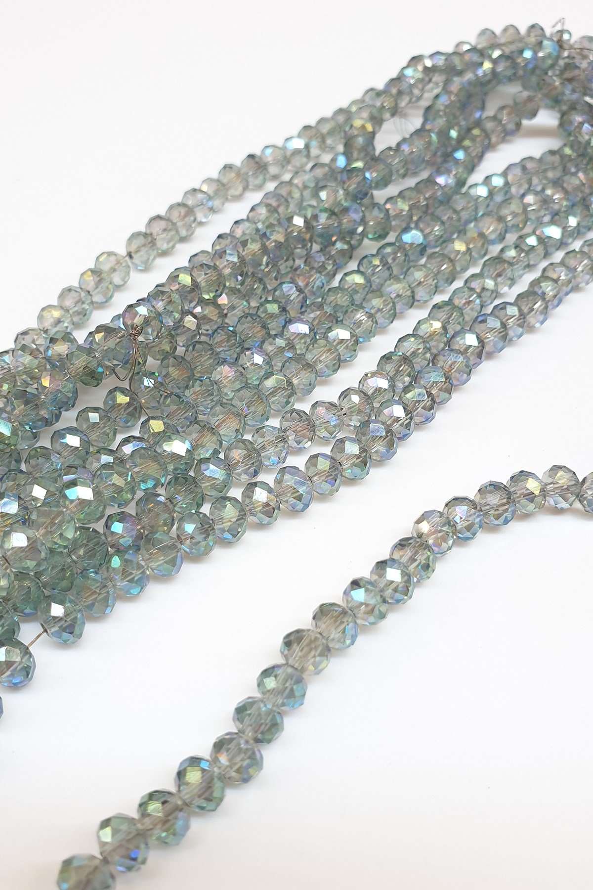 Janjanlı Açık Gri Kristal Boncuk 6 mm