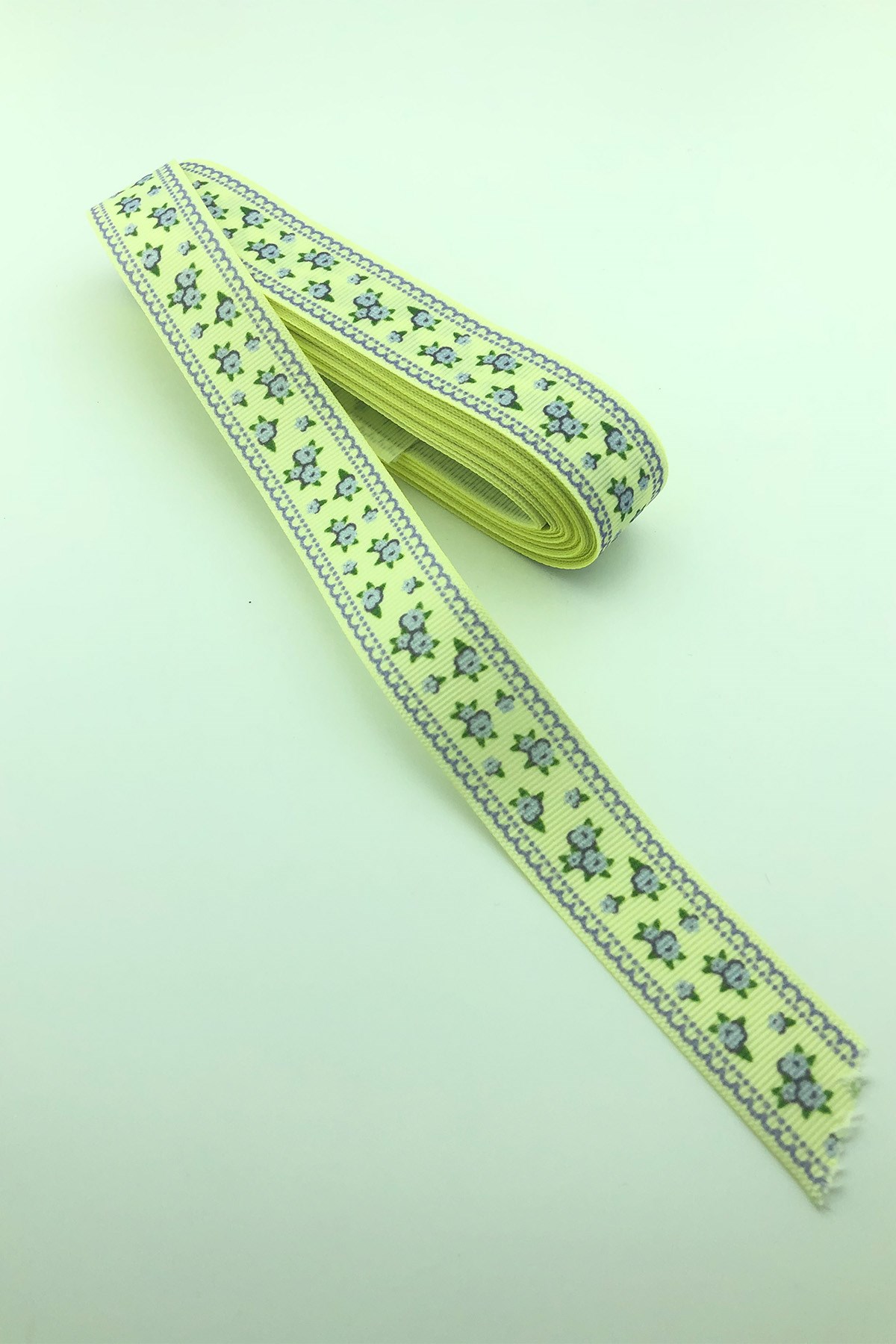 صغيرة الأزهار المطبوعة Grosgrain Kusdele