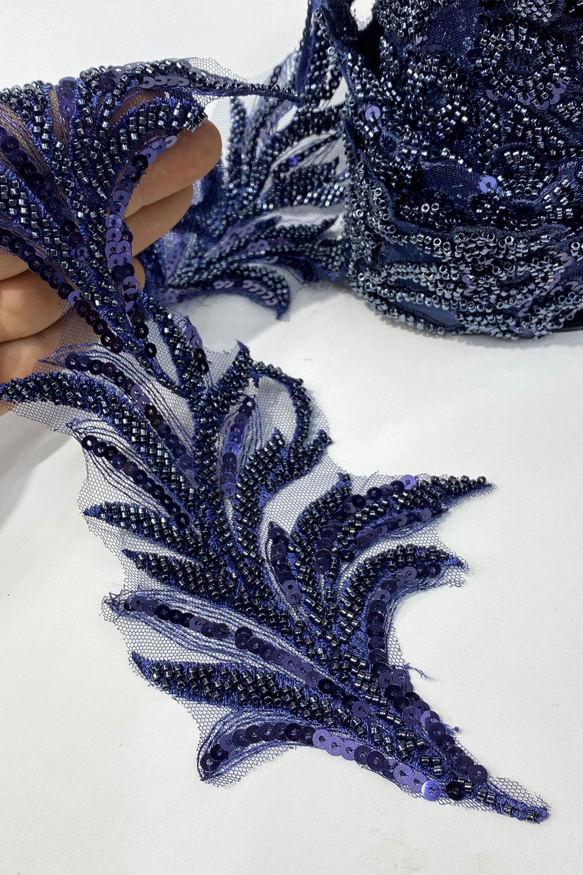 Lacivert Boncuk İşlemeli Yaprak Desenli Geniş Şerit Aplik 1 Metre