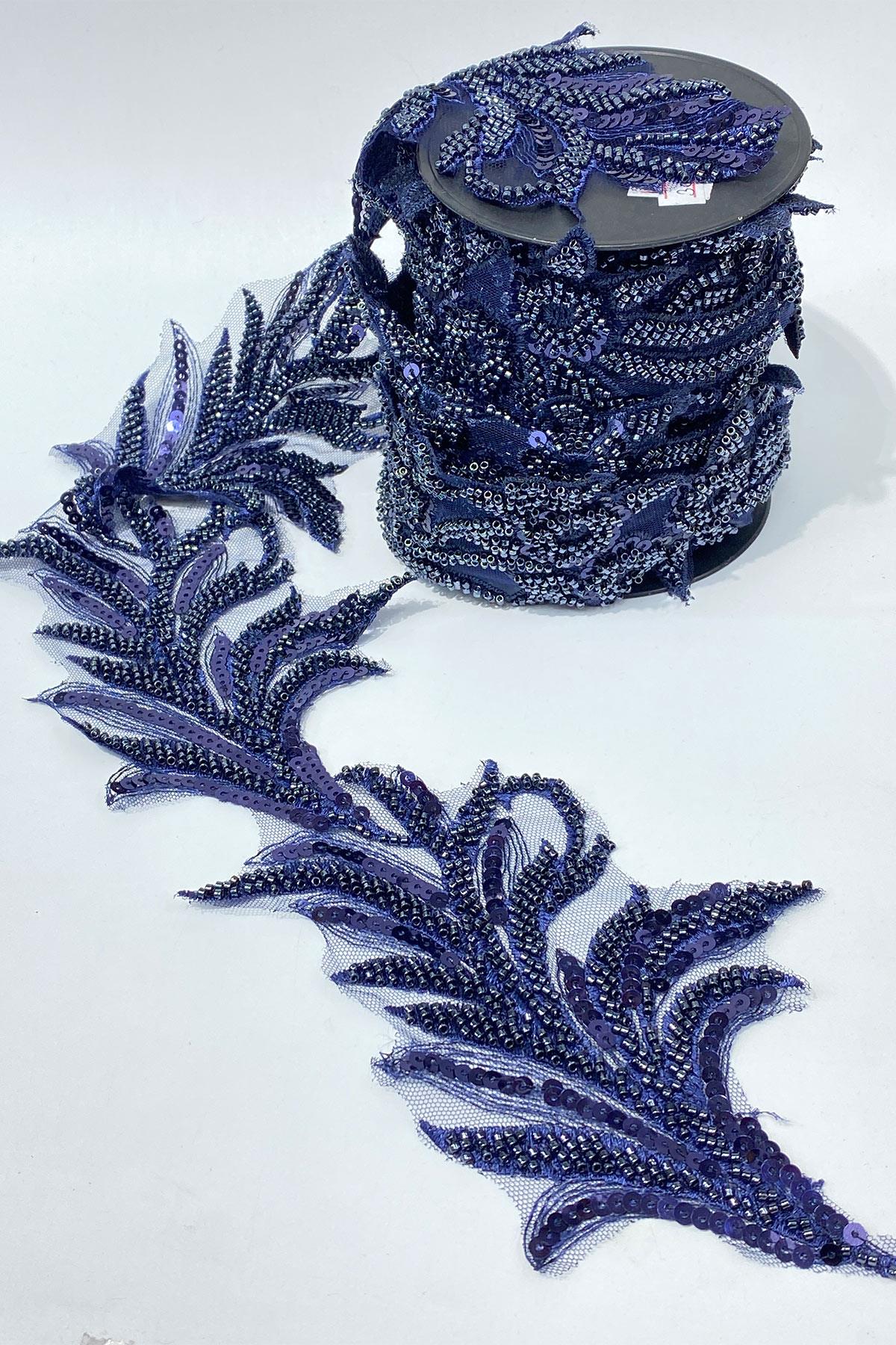 Lacivert Boncuk İşlemeli Yaprak Desenli Geniş Şerit Aplik 1 Metre