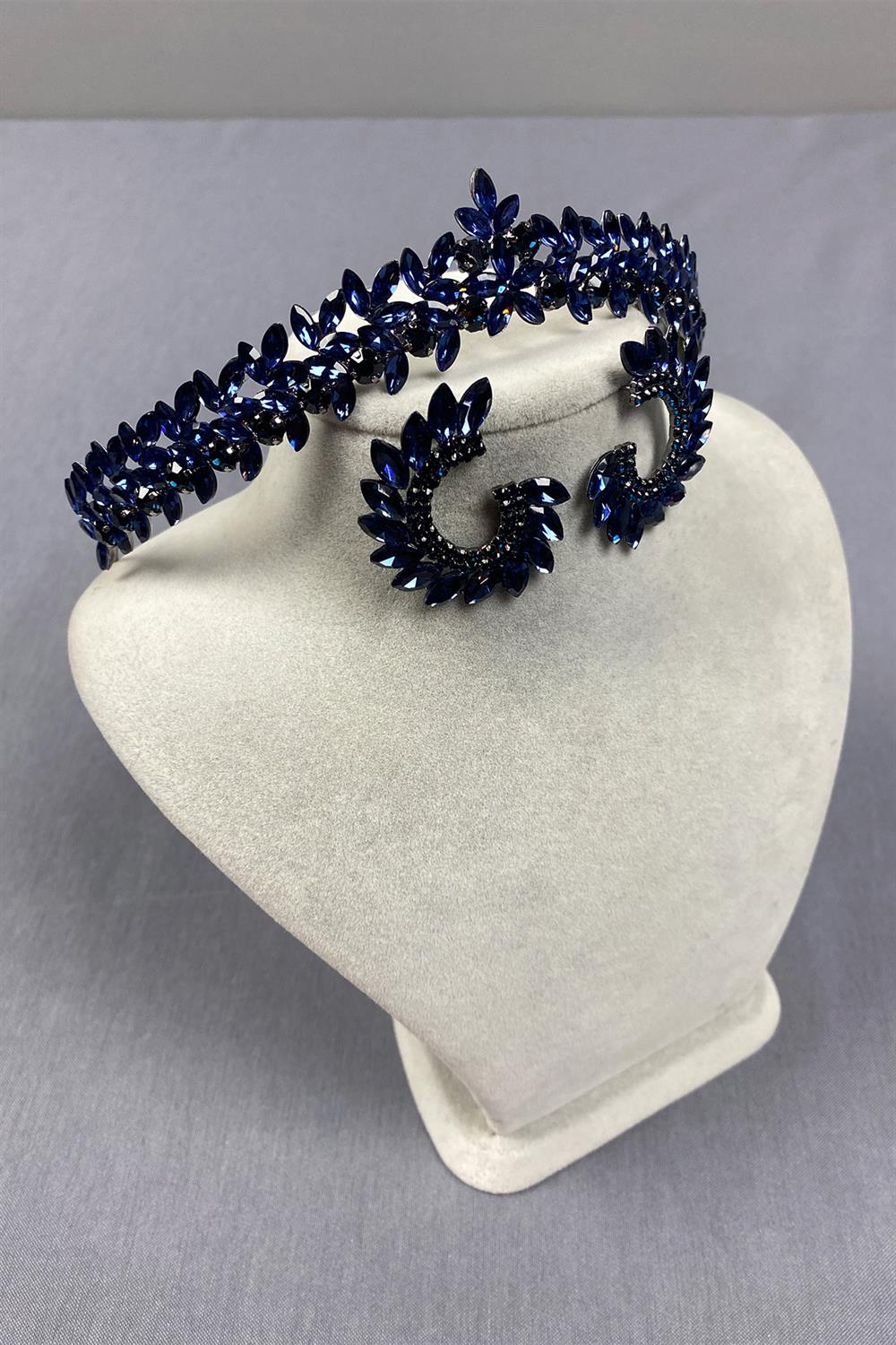 Navy Blue Thin Elegant Vera Bridal Henna Crown and Round Earrings