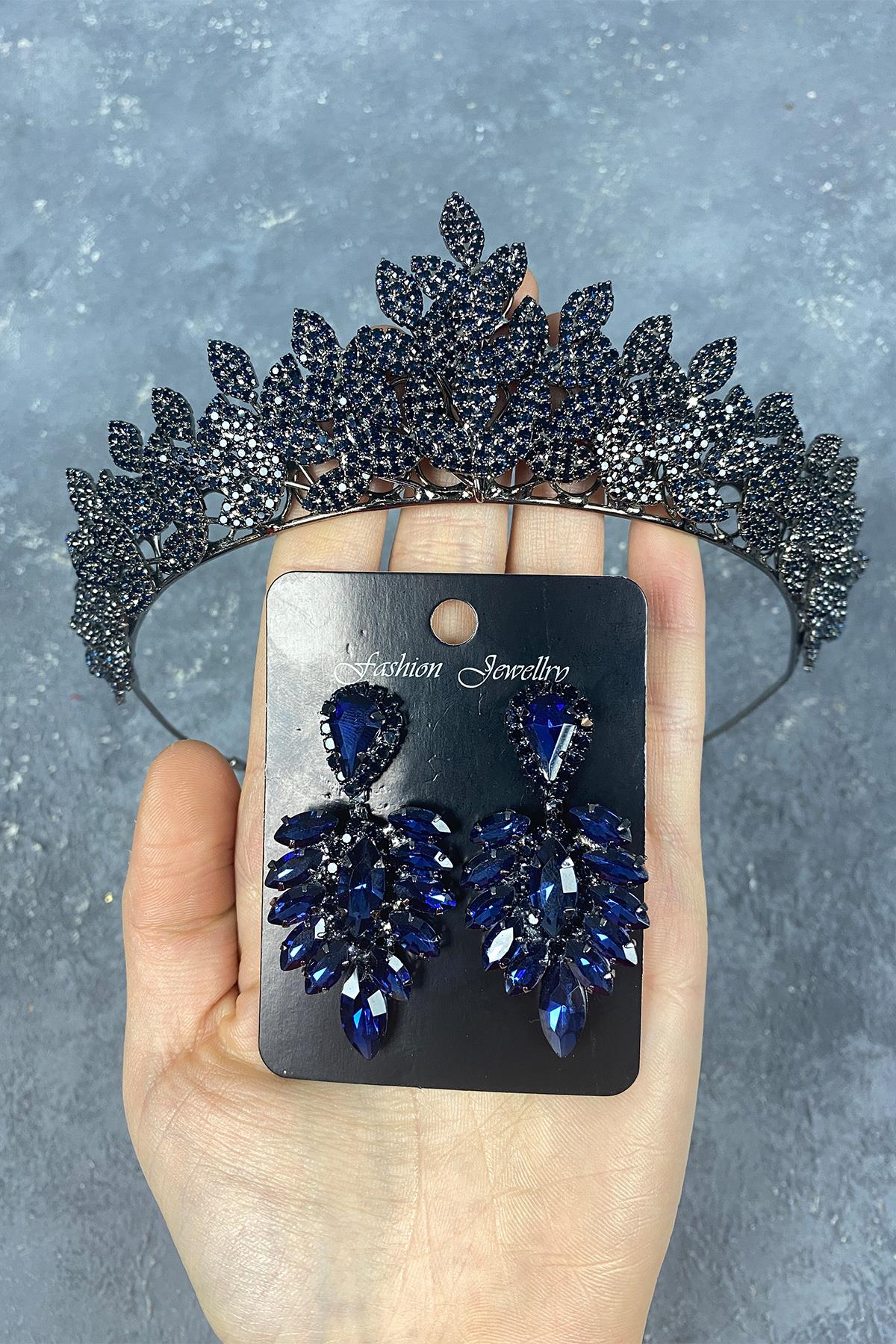 أزرق كحلي Sara Dense Stone Wedding Henna Tiara and Stud Earrings Set