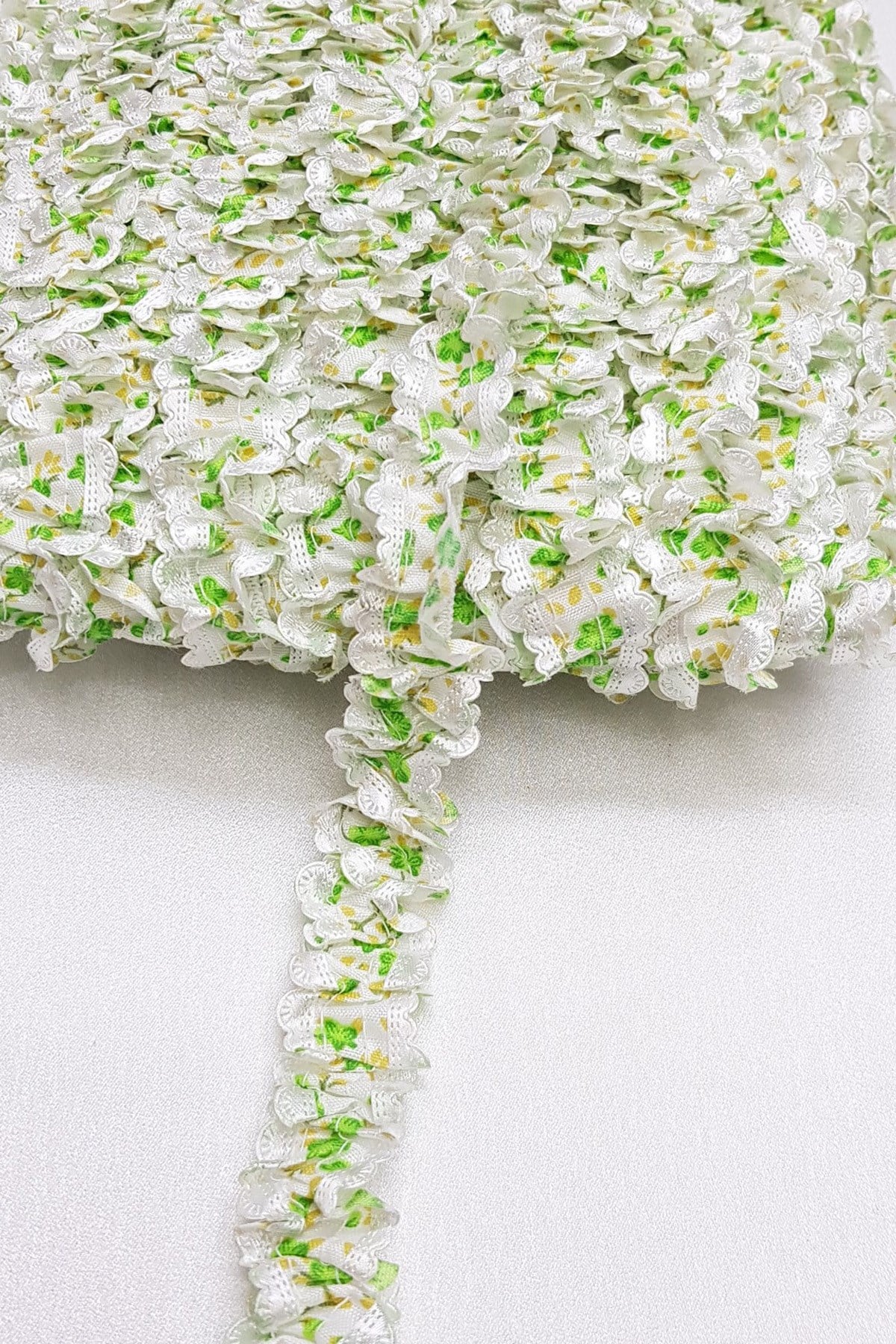 Green Color Elastic Chiffon Patterned Ruffle