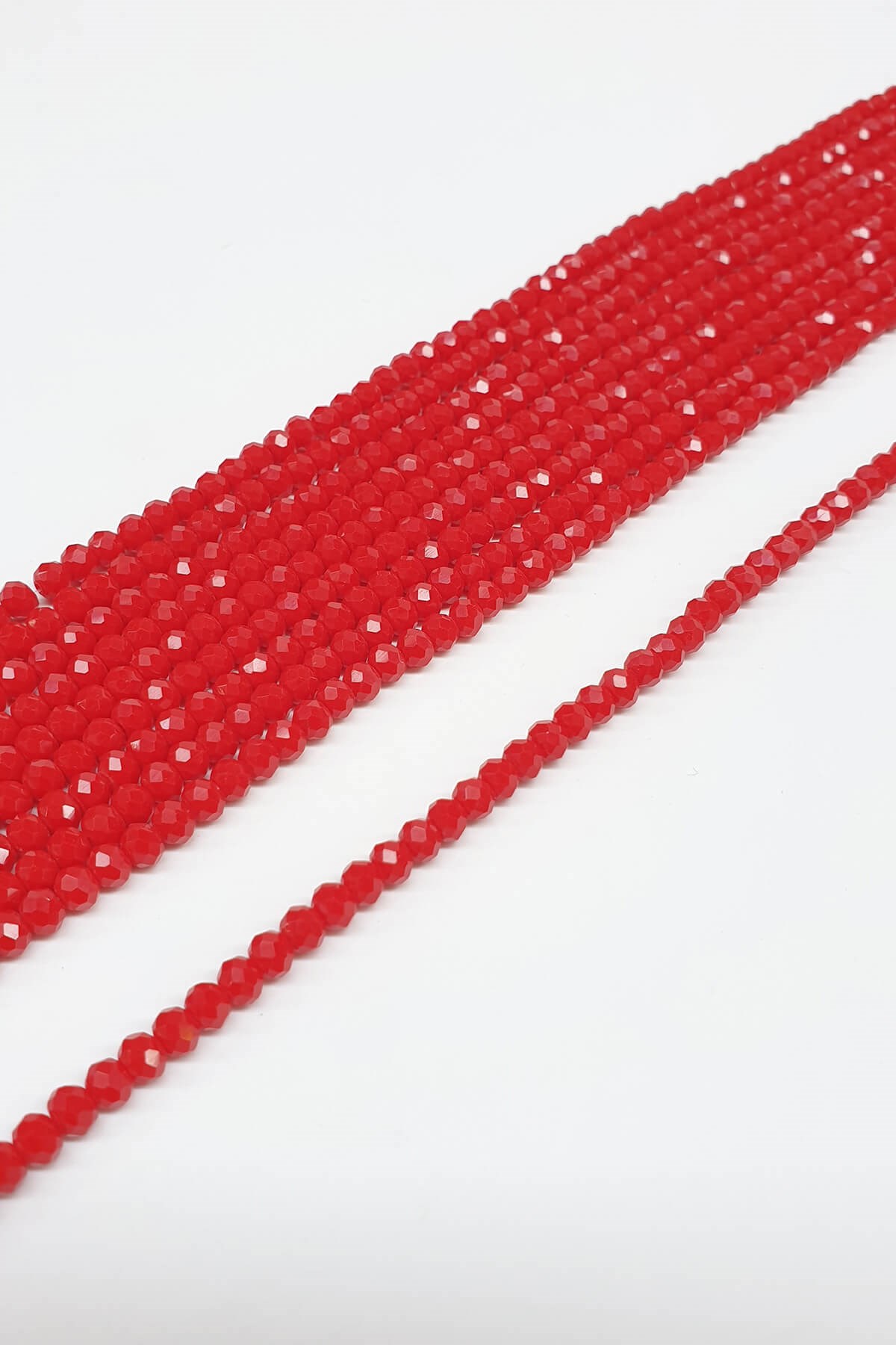 Mat Koyu Kırmızı Kristal Boncuk 4 Mm