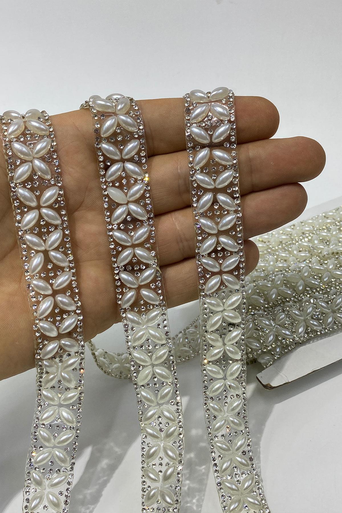 Shuttle Bead Iron-On Ribbon Applique